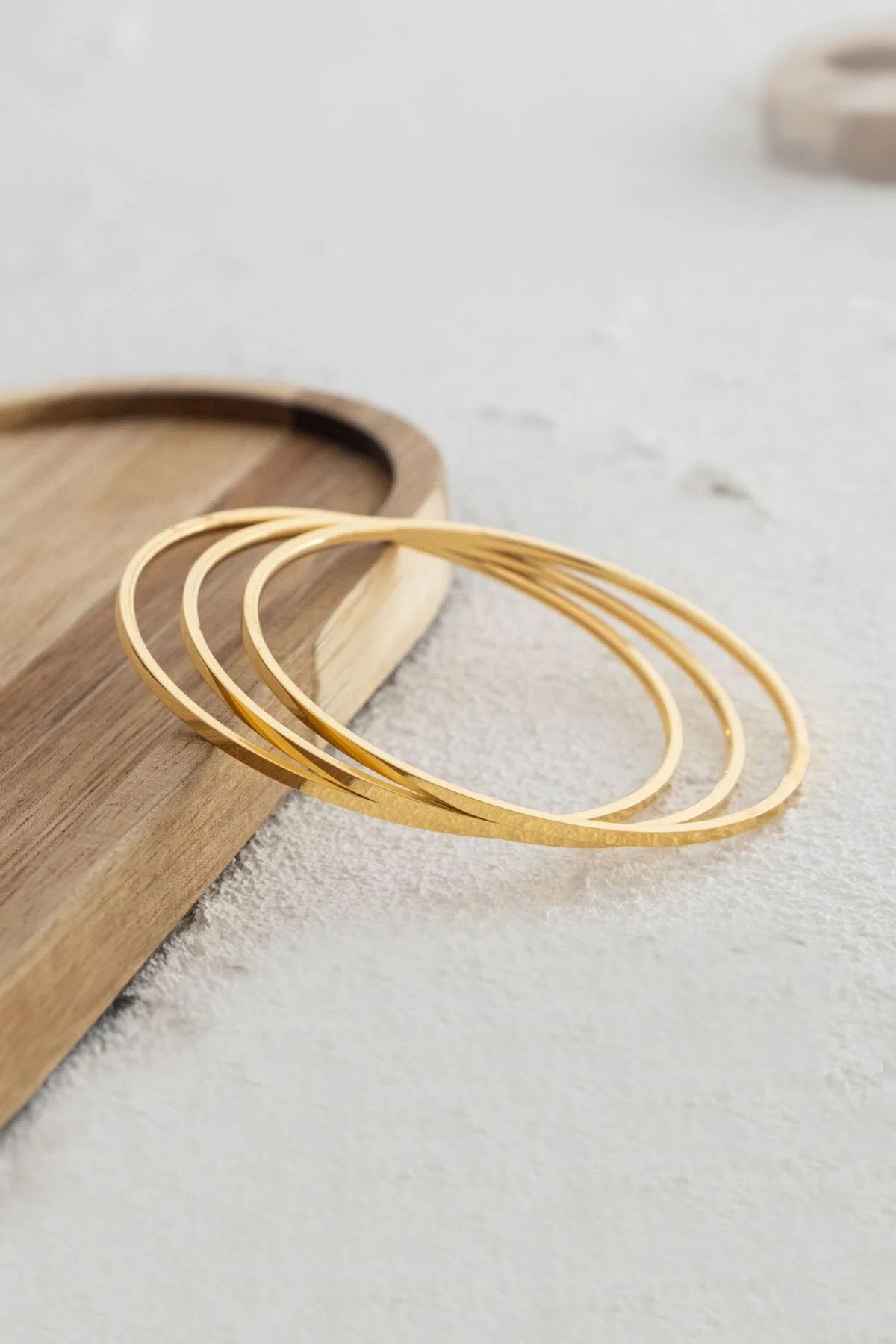 Çelik Ajda Bilezik İnce Kibrit Çöpü Kararmaz Altın 3'lü Set Çap 6.6cm