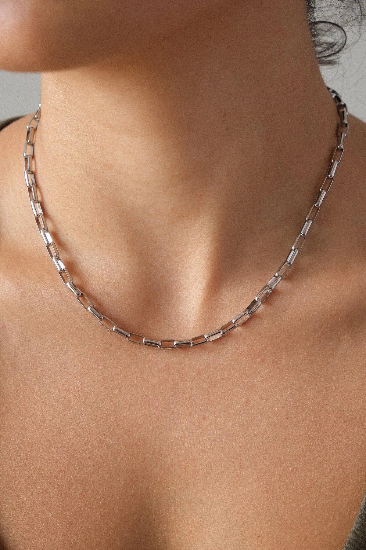 Çelik İnce Dikdörtgen Zincir Kolye Kararmaz 4mm Günlük Kullanıma Uygun