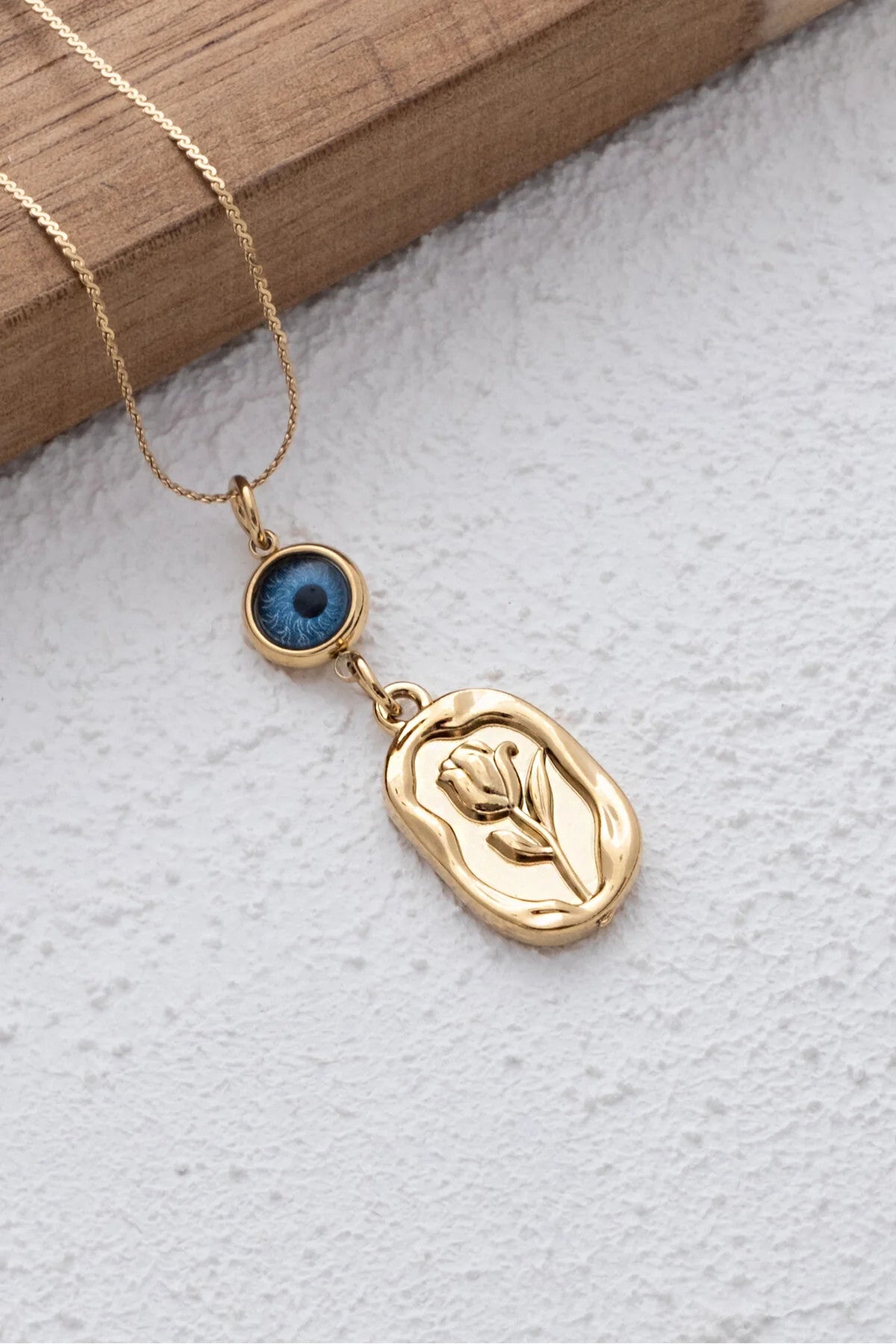 Çelik Gül Figürlü Nazar Boncuklu Kolye Kararmaz Altın Plakaya Damgalı