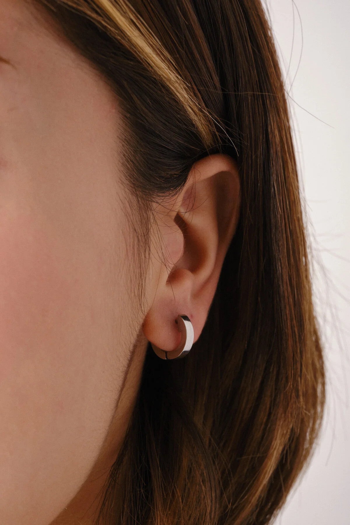 Çelik Halka Küpe Kararmaz Plaka 1.3cm Çap Günlük Kullanıma Uygun