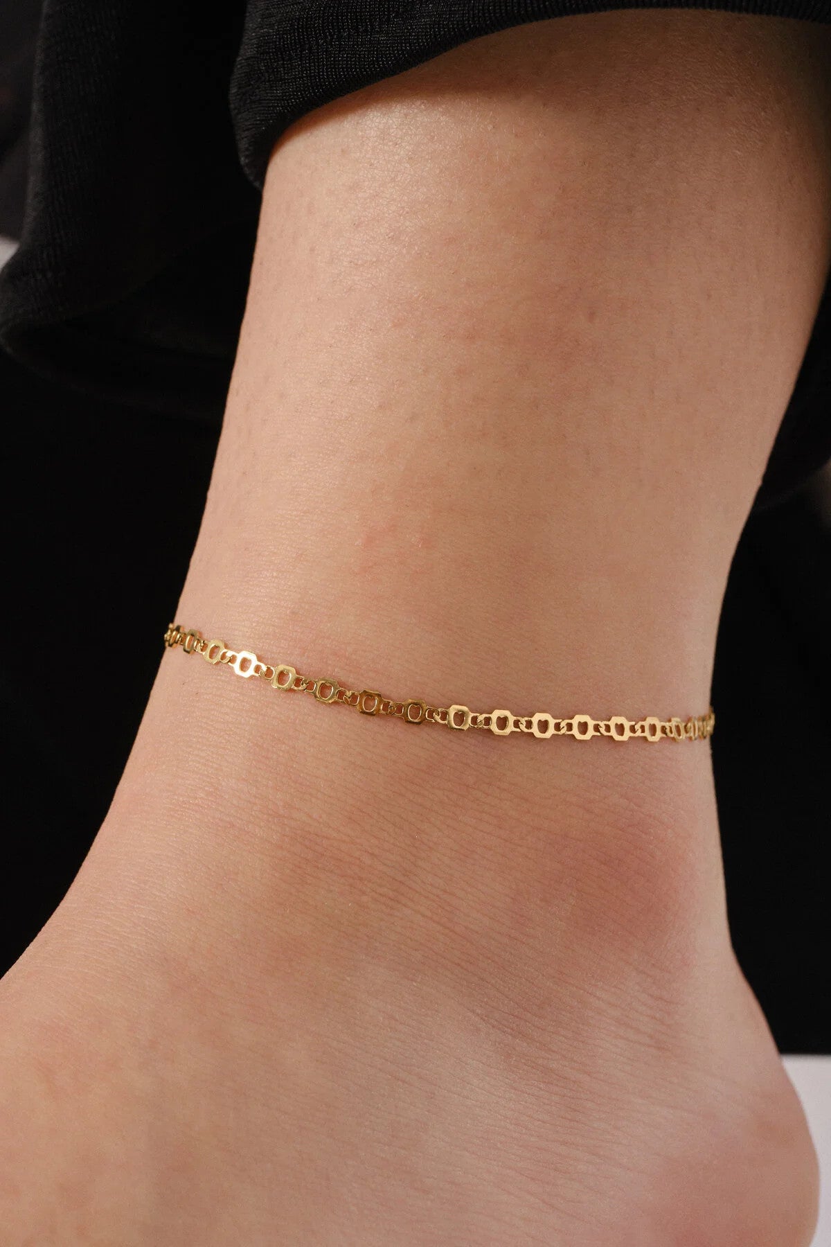 Çelik İnce Pullu Plaka Zincir Halhal Minimal Altıgen Kalpli Zincir Kararmaz 22+4cm 3mm