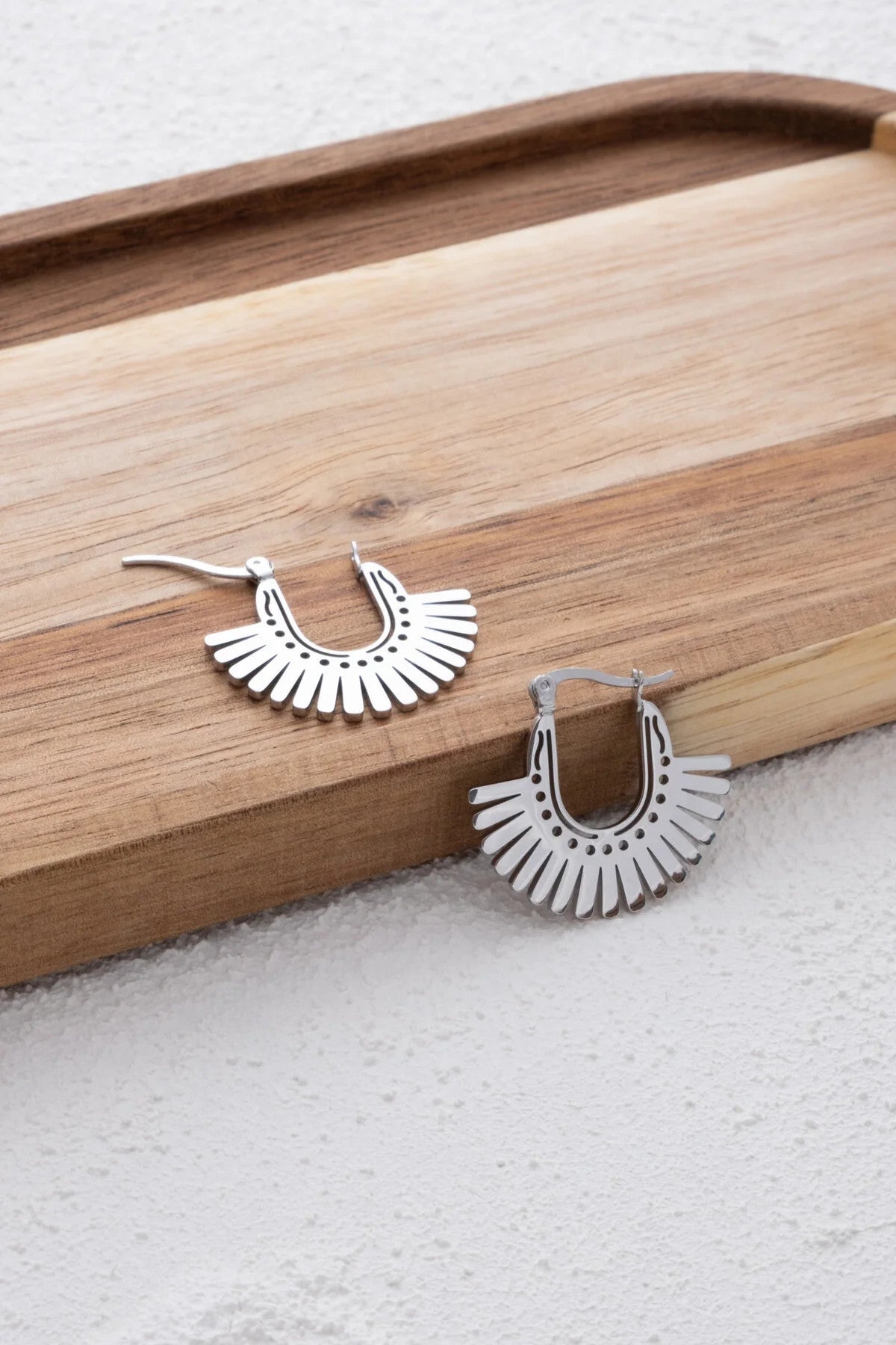 Çelik Yelpaze Küpe Kararmaz Plaka Klipsli Günlük Kullanıma Uygun 2.7 cm