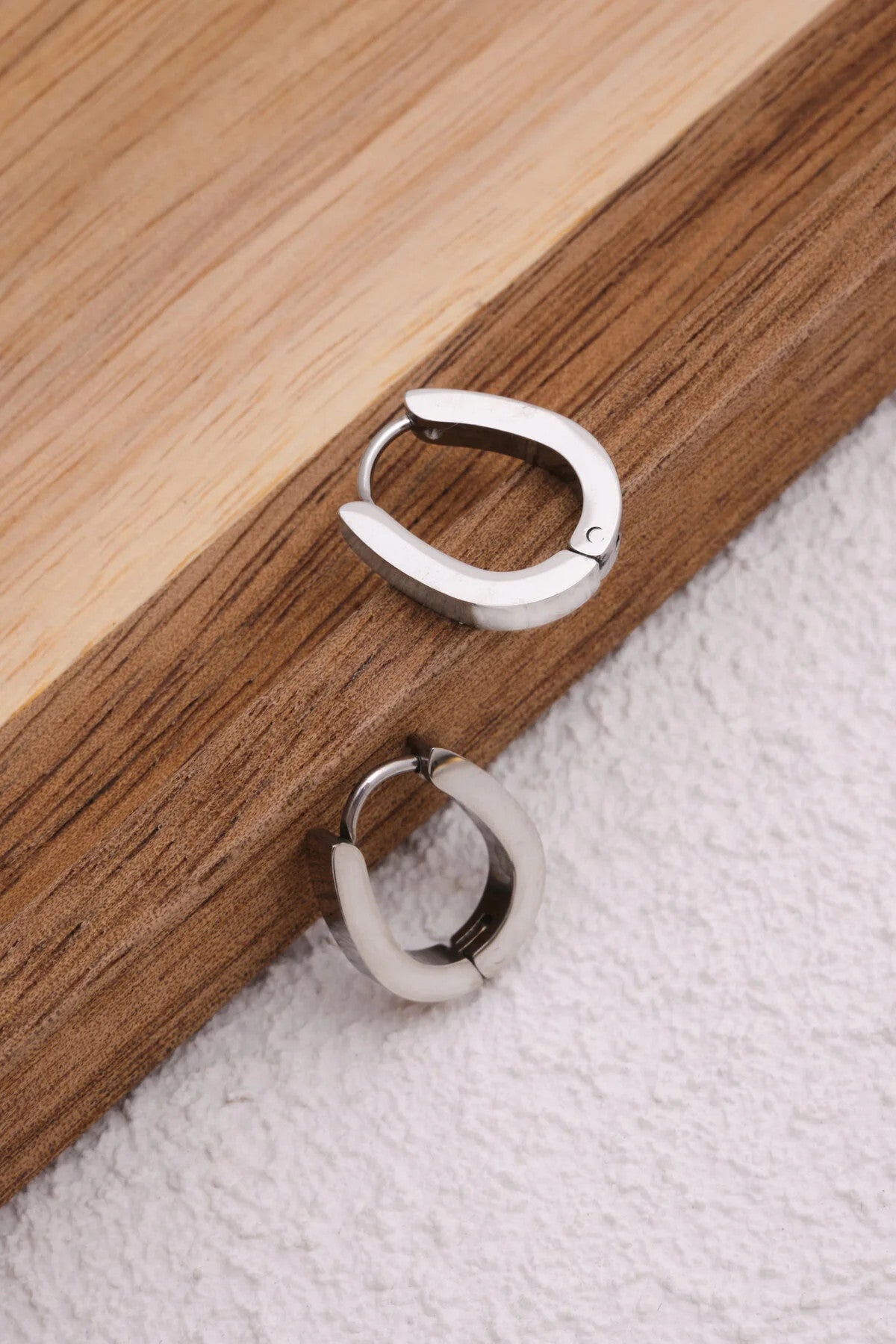 Çelik Oval Bombeli Halka Küpe Kararmaz Plaka 2cm Günlük Kullanıma Uygun