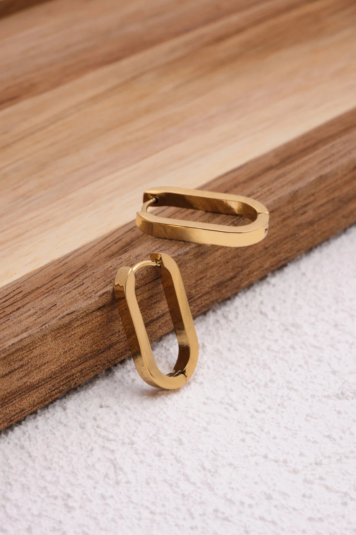 Çelik Elips U Küpe Kararmaz Plaka 4cm Günlük Kullanıma Uygun