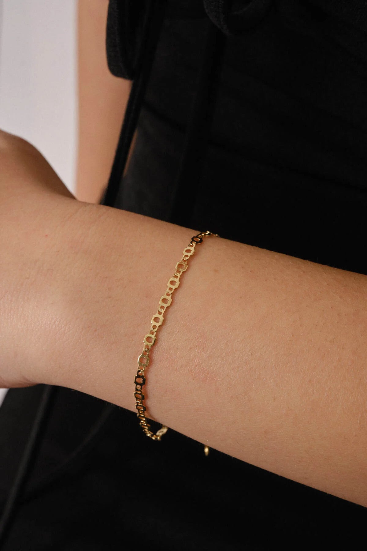 Çelik İnce Kalp Bileklik Pullu Altıgen Zincir Kararmaz 17+4cm 3mm Günlük Kullanıma Uygun