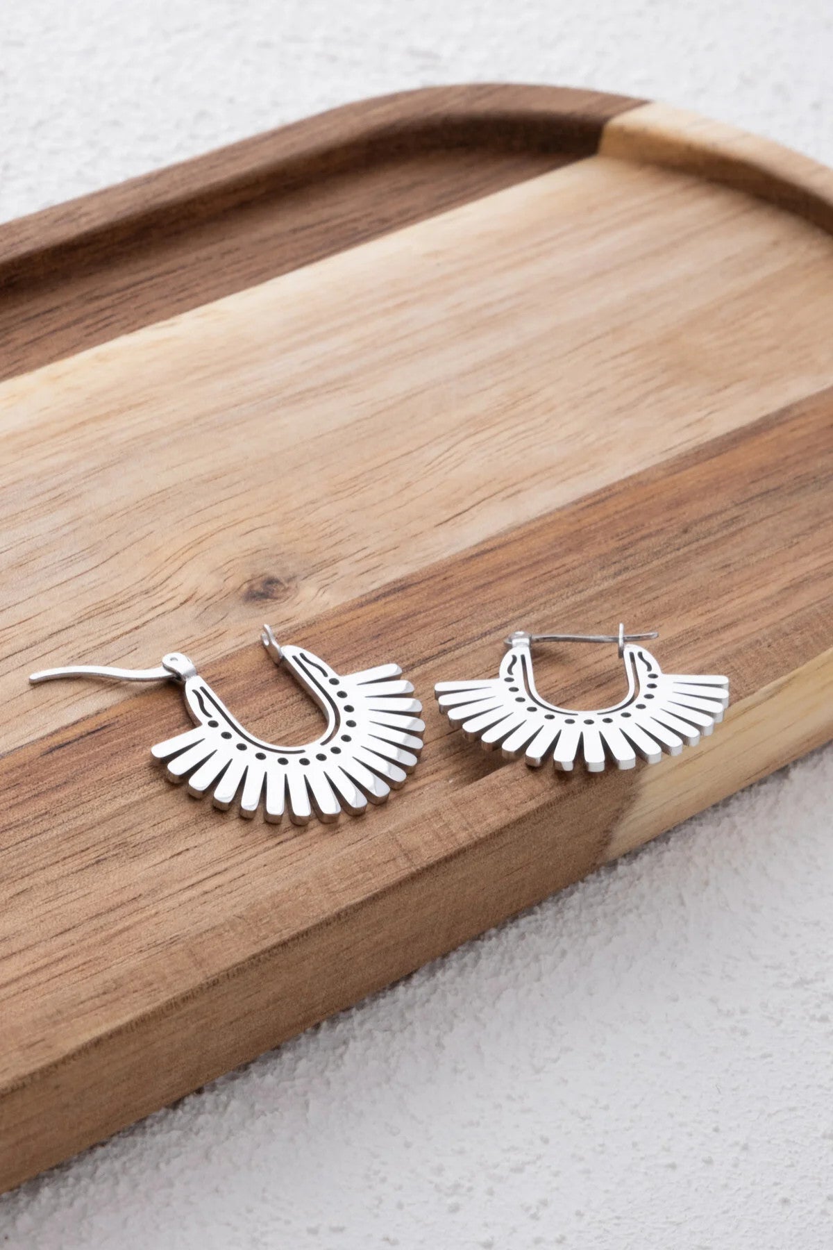 Çelik Yelpaze Küpe Kararmaz Plaka Klipsli Günlük Kullanıma Uygun 2.7 cm