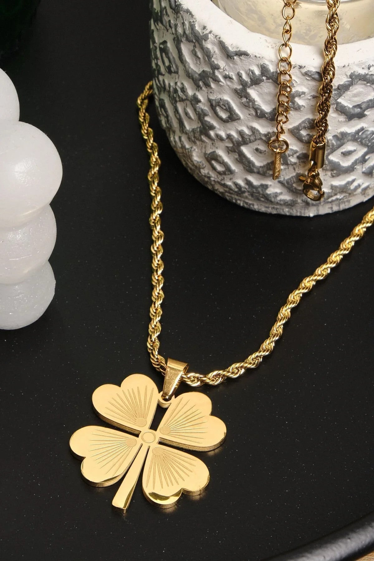 Çelik Büyük Yonca Kolye Dört Yapraklı Yonca Dosta Hediyelik Kararmaz