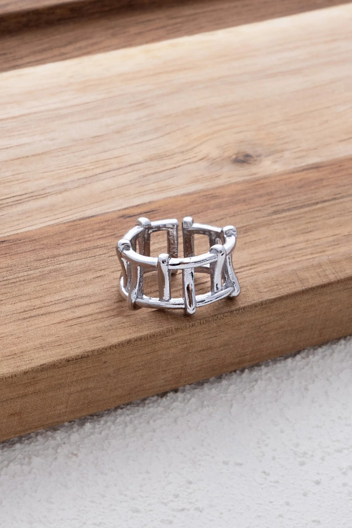 Taç Model Yüzük Çizgili Geometrik Şekil Free Size Ayarlanabilir Ölçü En 1 cm