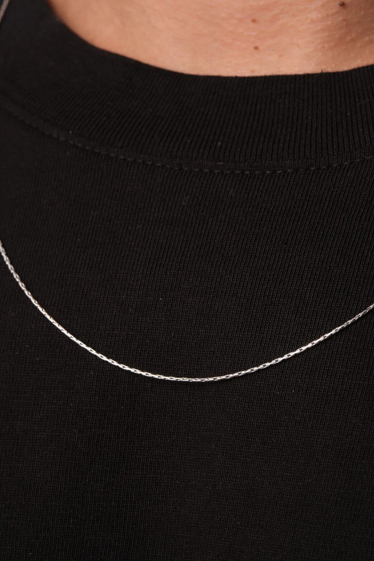 Çelik Dikdörtgen Burgu Erkek Kolye 1mm Örme Kararmaz Zincir