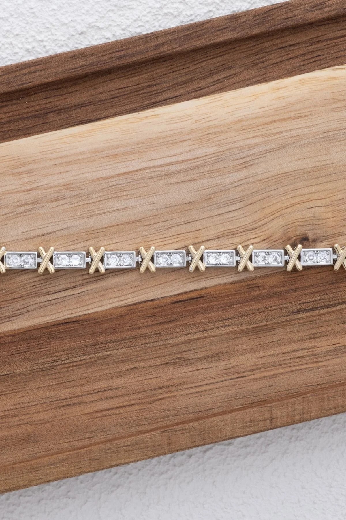 VIP X Detaylı Bileklik XOXO Rodyum Kaplama Zirkon Taşlı Çift Renkli Gümüş Altın 17+3cm