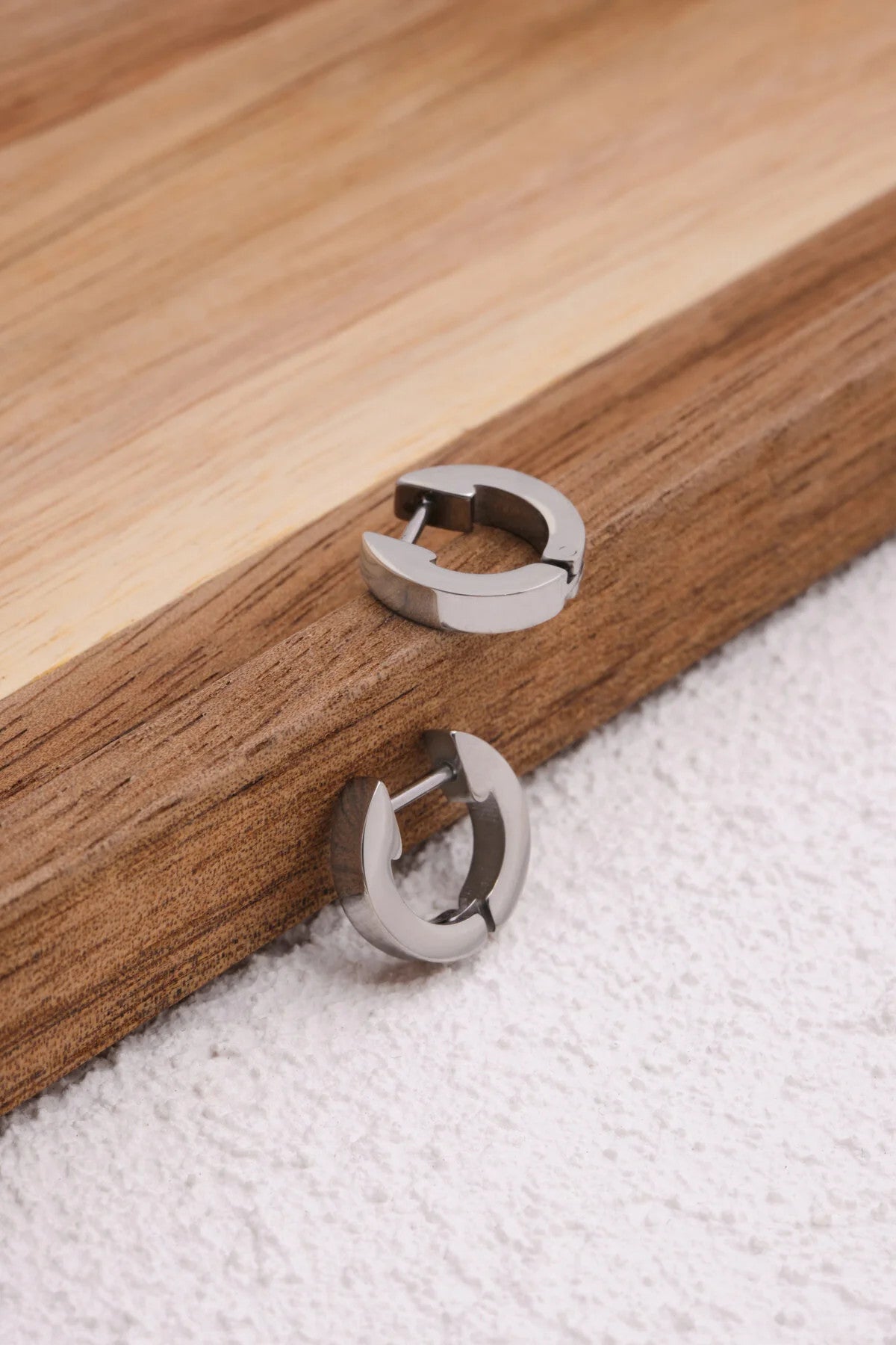 Çelik Halka Küpe Kararmaz Plaka 1.3cm Çap Günlük Kullanıma Uygun