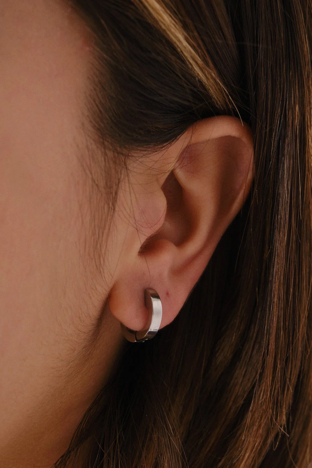 Çelik Halka Küpe Kararmaz Plaka 1.3cm Çap Günlük Kullanıma Uygun