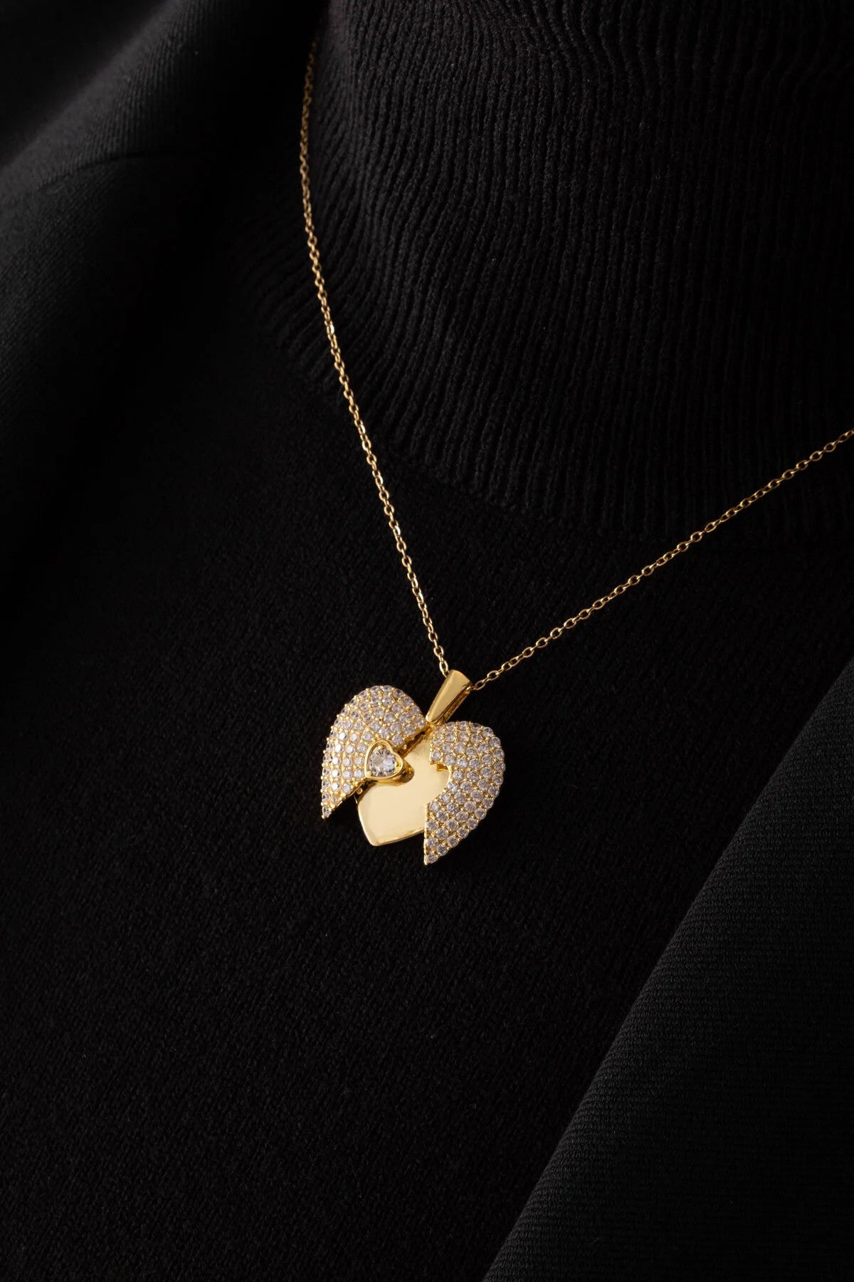 Çelik Taşlı Kalp Kolye Kararmaz