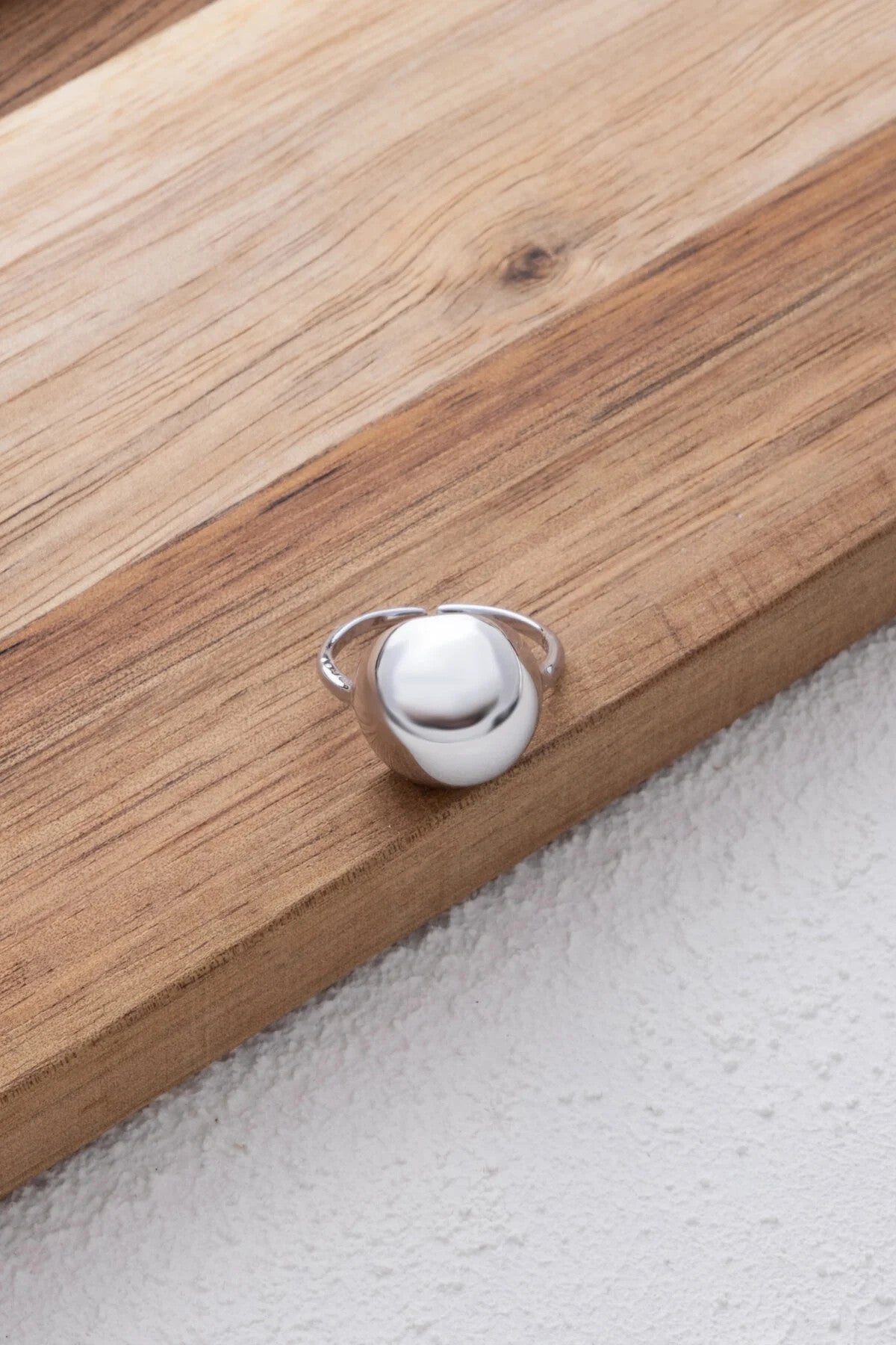 Yuvarlak Bombeli Yüzük Büyük Plaka Free Size Ayarlanabilir