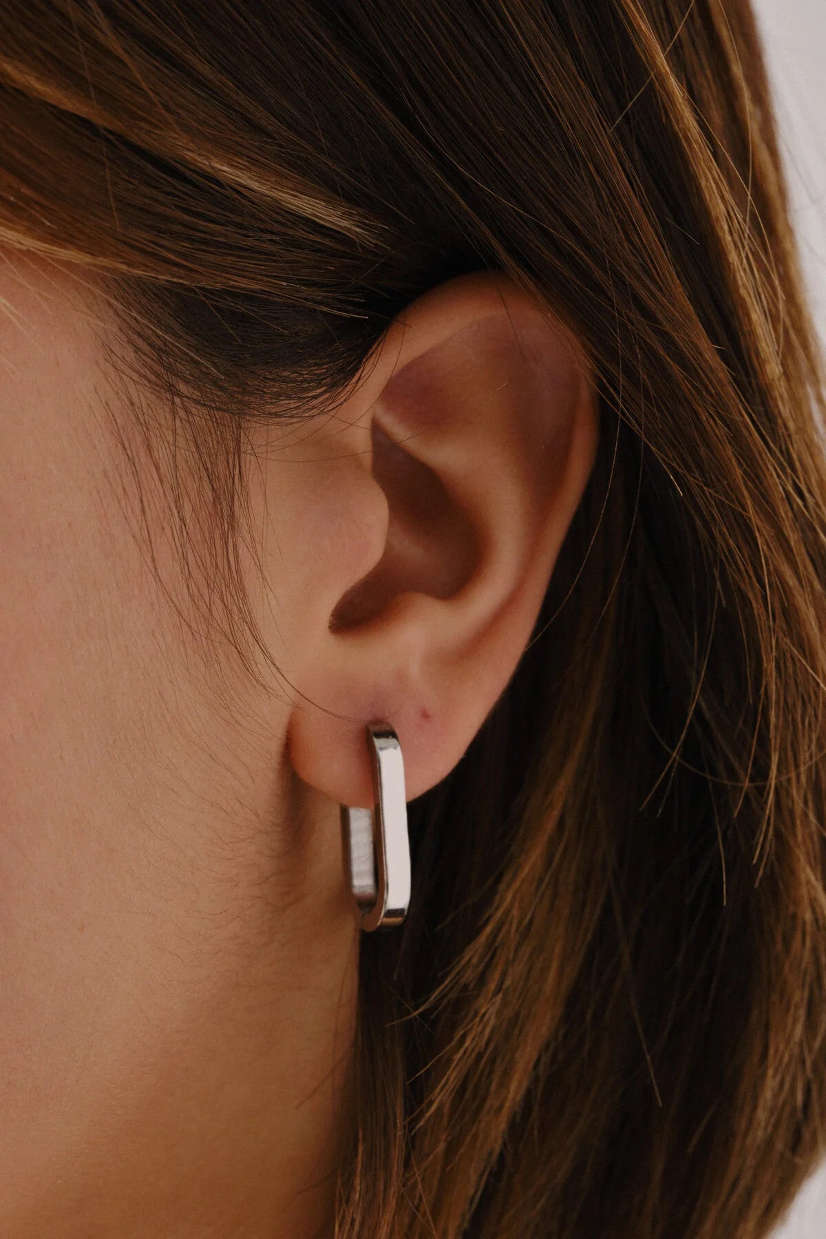 Çelik Elips U Küpe Kararmaz Plaka 4cm Günlük Kullanıma Uygun