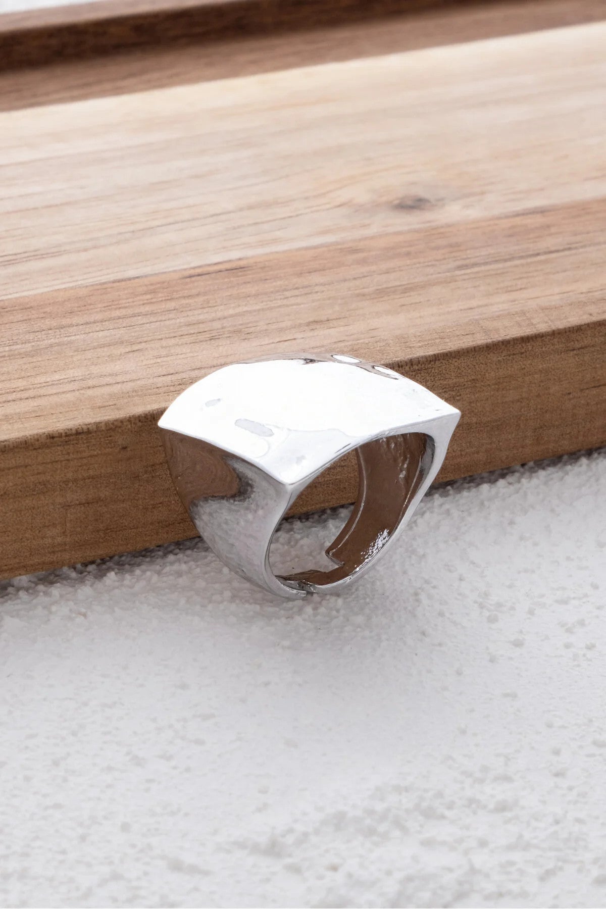 Büyük Kare Dövme Plaka Yüzük Kabartmalı Free Size Ayarlanabilir Ölçü