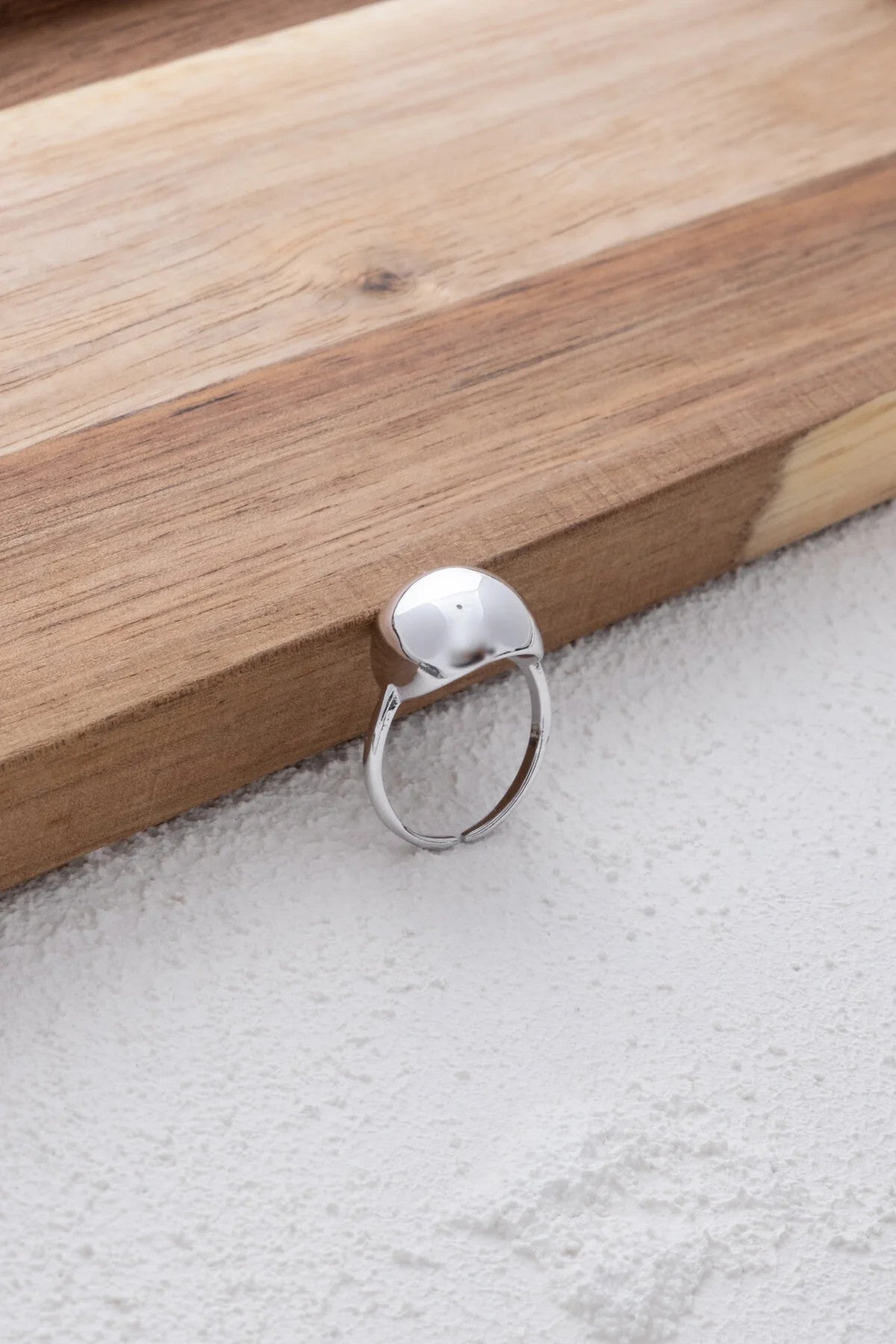 Yuvarlak Bombeli Yüzük Büyük Plaka Free Size Ayarlanabilir