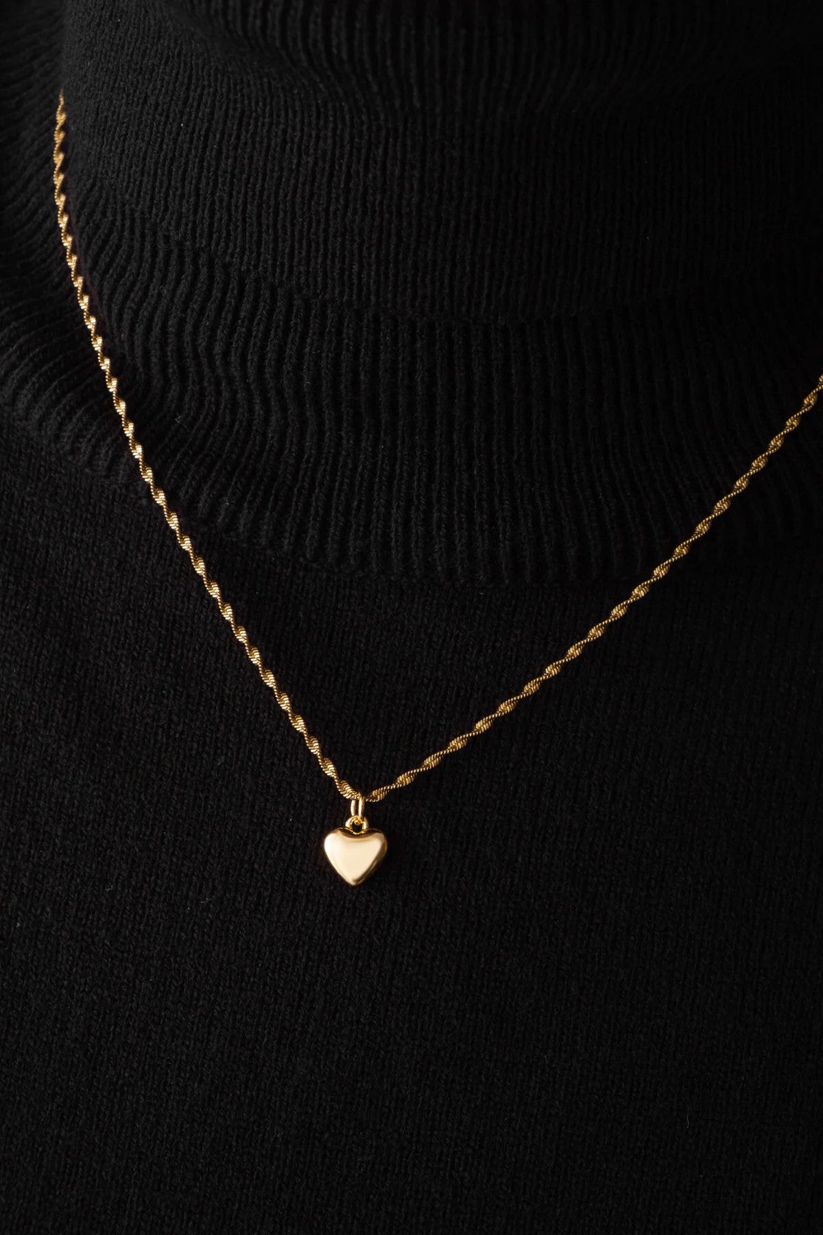 Çelik Kalp Kolye Oval Kenarlı İnce Burgu Singapur Zincirli Kararmaz 45cm