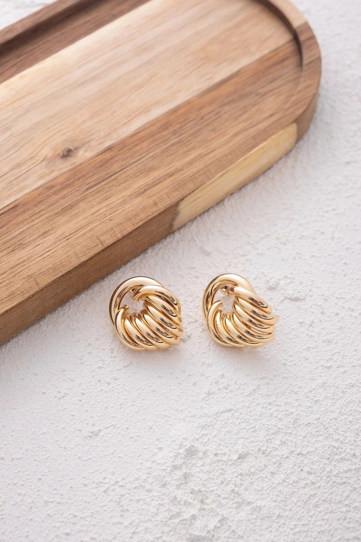 Halka Sarmal Küpe Altın Renk Yeni Sezon Boru Küpe 2cm