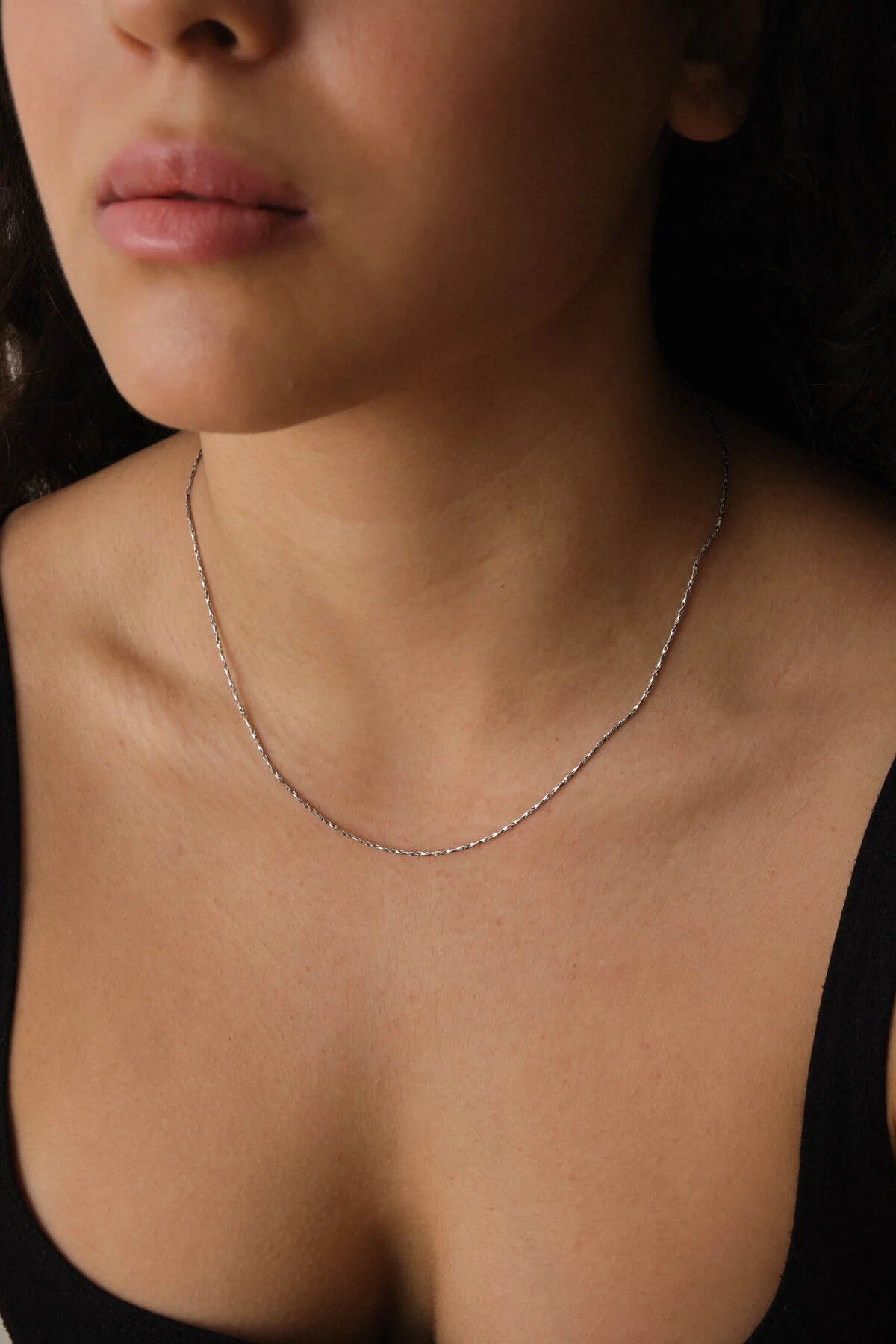 Çelik İnce Dikdörtgen Örme Zincir Kolye Kararmaz Minimal 1mm Unisex