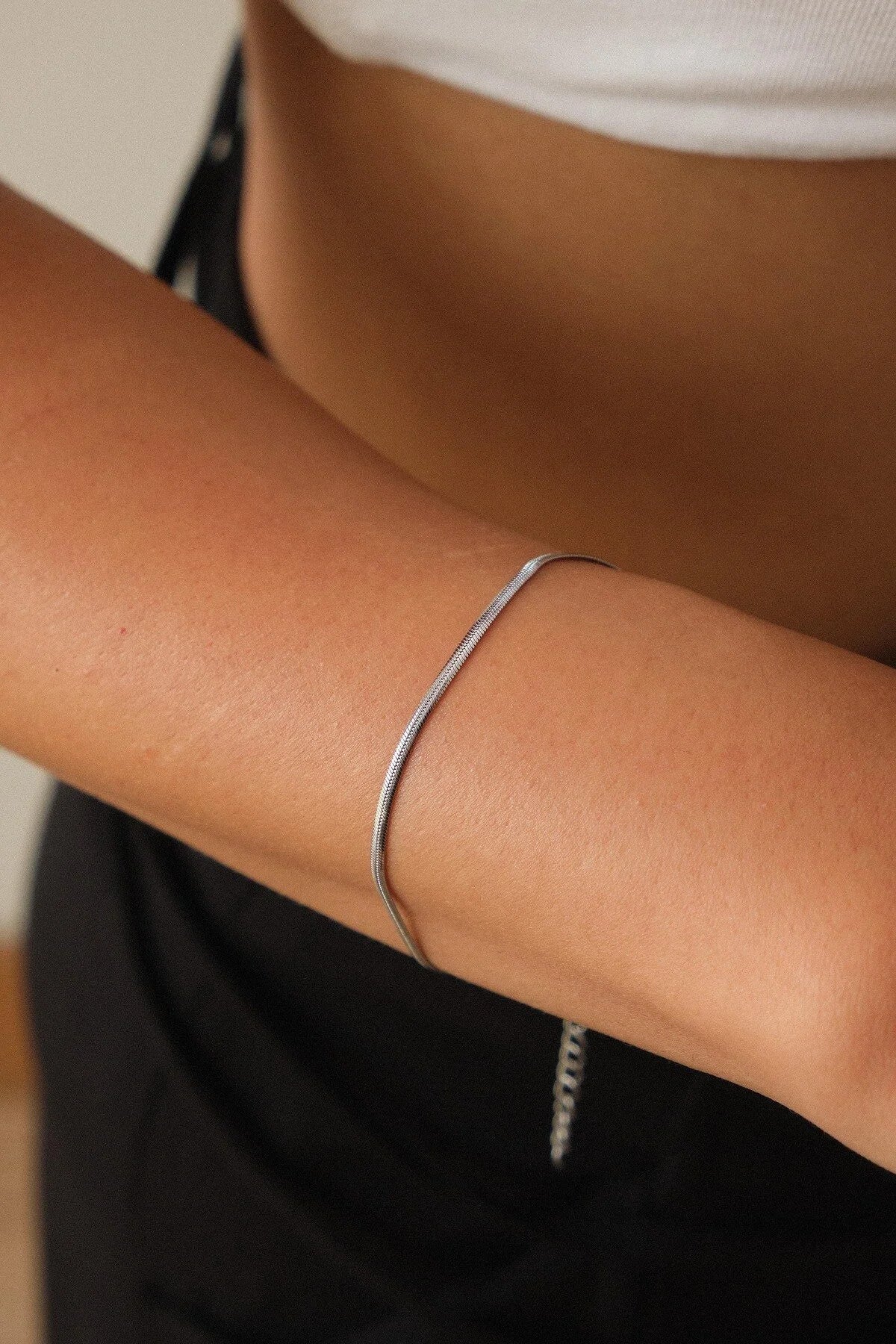 Çelik İnce İtalyan Bileklik Balık Sırtı Model Kararmaz 17+6cm 2mm Günlük Kullanıma Uygun