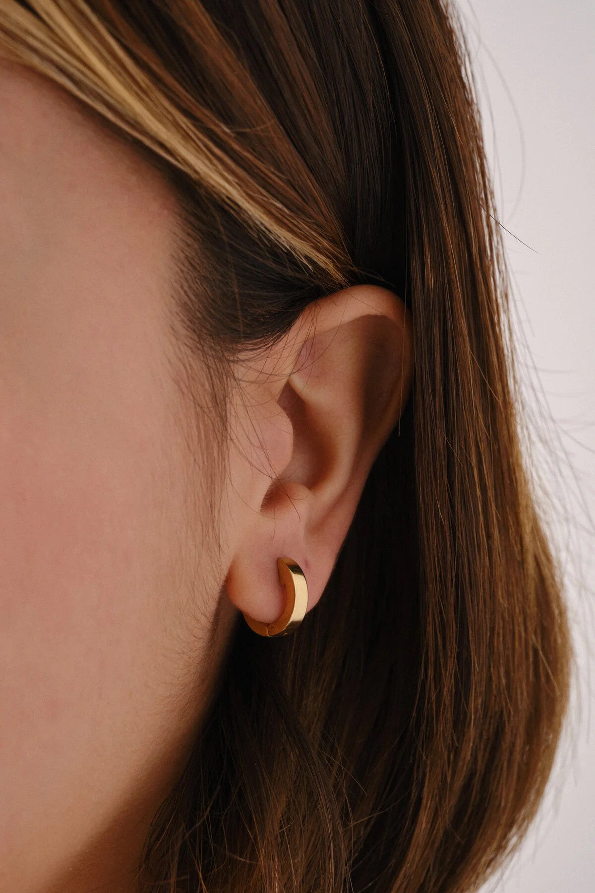 Çelik Halka Küpe Kararmaz Plaka 1.3cm Çap Günlük Kullanıma Uygun