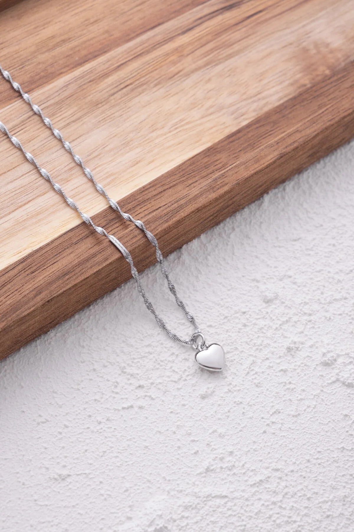 Çelik Kalp Kolye Oval Kenarlı İnce Burgu Singapur Zincirli Kararmaz 45cm