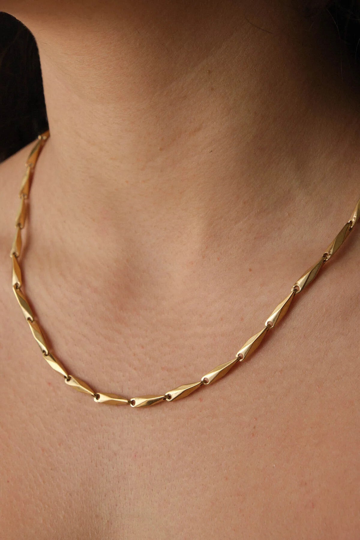 Çelik Büyük Küp Üçgen Zincir Kolye Unisex 4mm Kararmaz Günlük Kullanıma Uygun