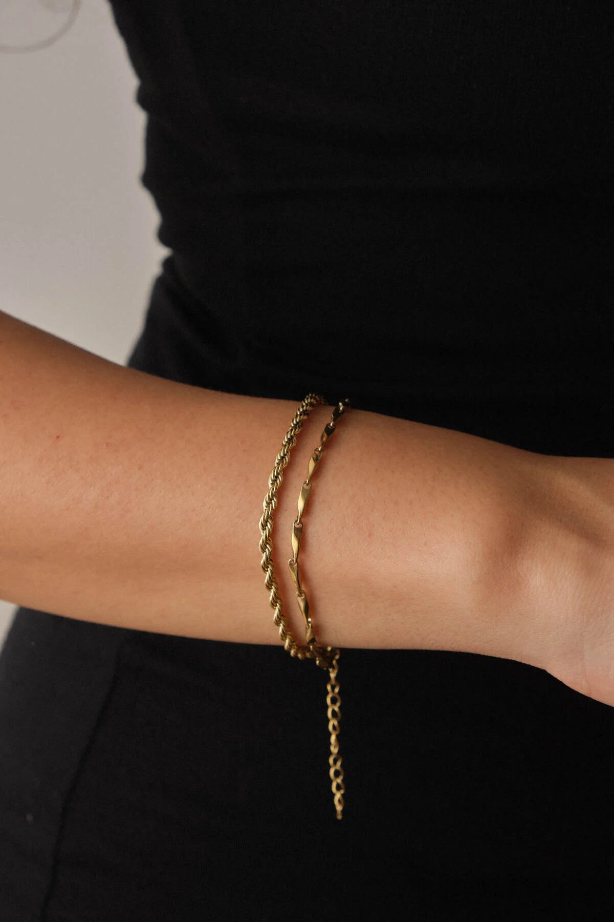 Çelik 2'li Kombin Burgu Ve Küp Üçgen Zincir Bileklik Kararmaz 17+4cm Günlük Kullanıma Uygun