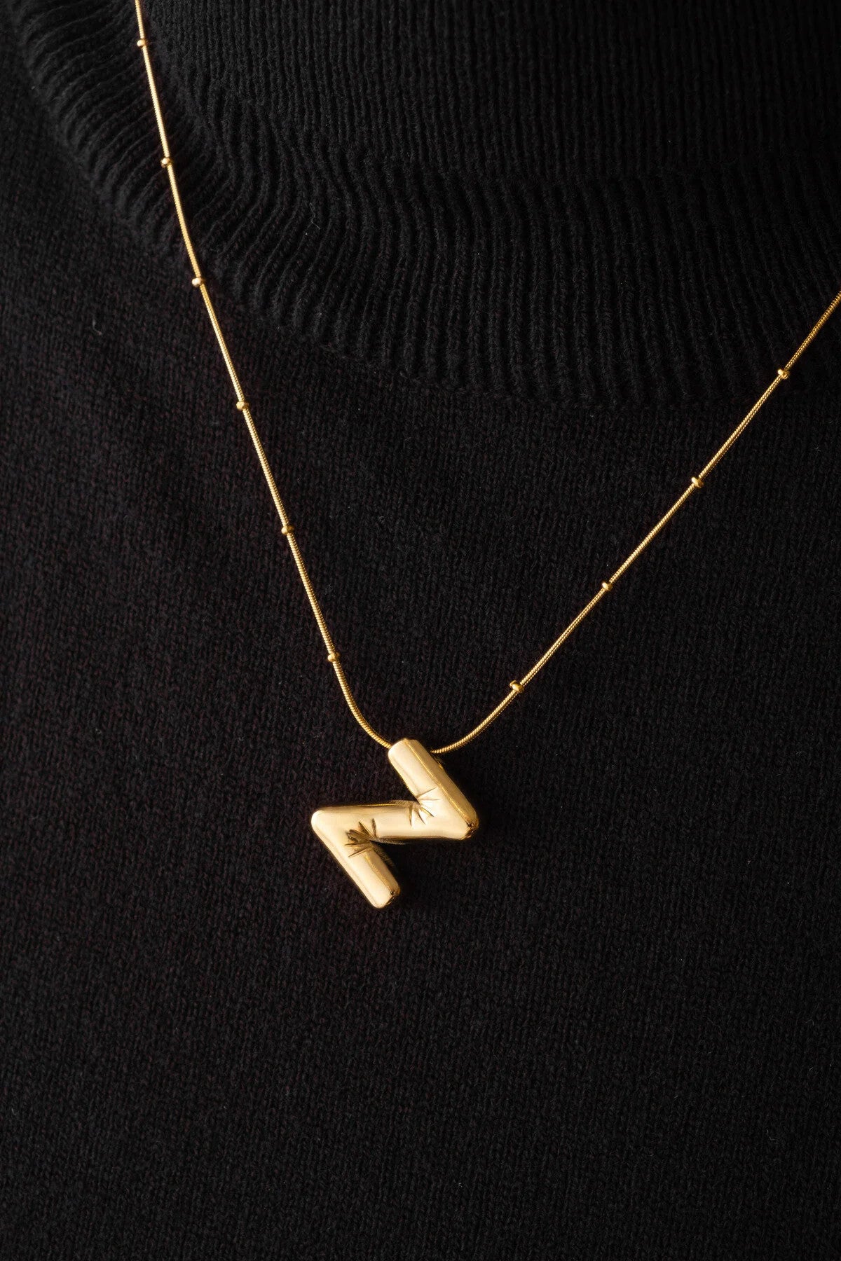 Çelik Harfli  "Z"  Bubble Balon Kolye Balık Sırtı Toplu Zincir Z Harfi 45cm