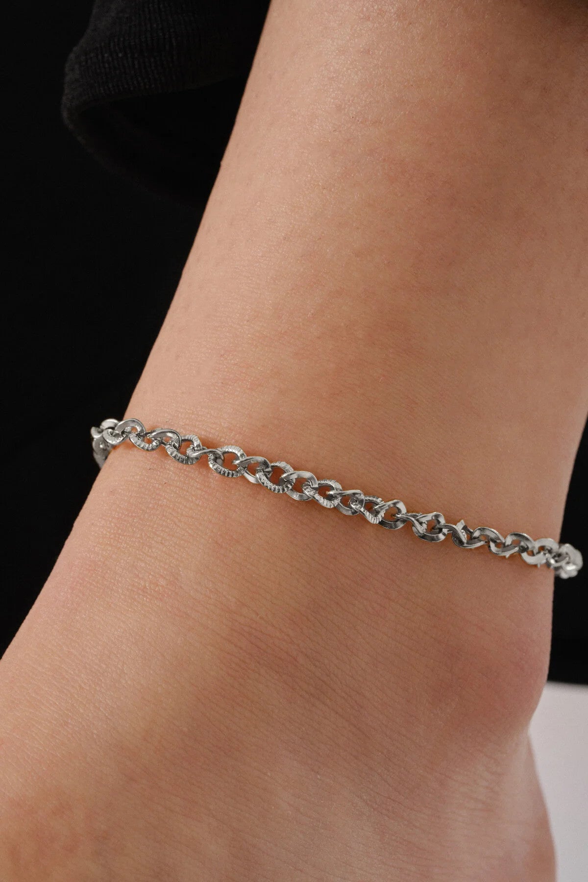 Çelik Dokulu Zincir Halhal Günlük Kullanıma Uygun Minimal İnce İç İçe Geçmeli Halkalar 4mm 22cm+4cm