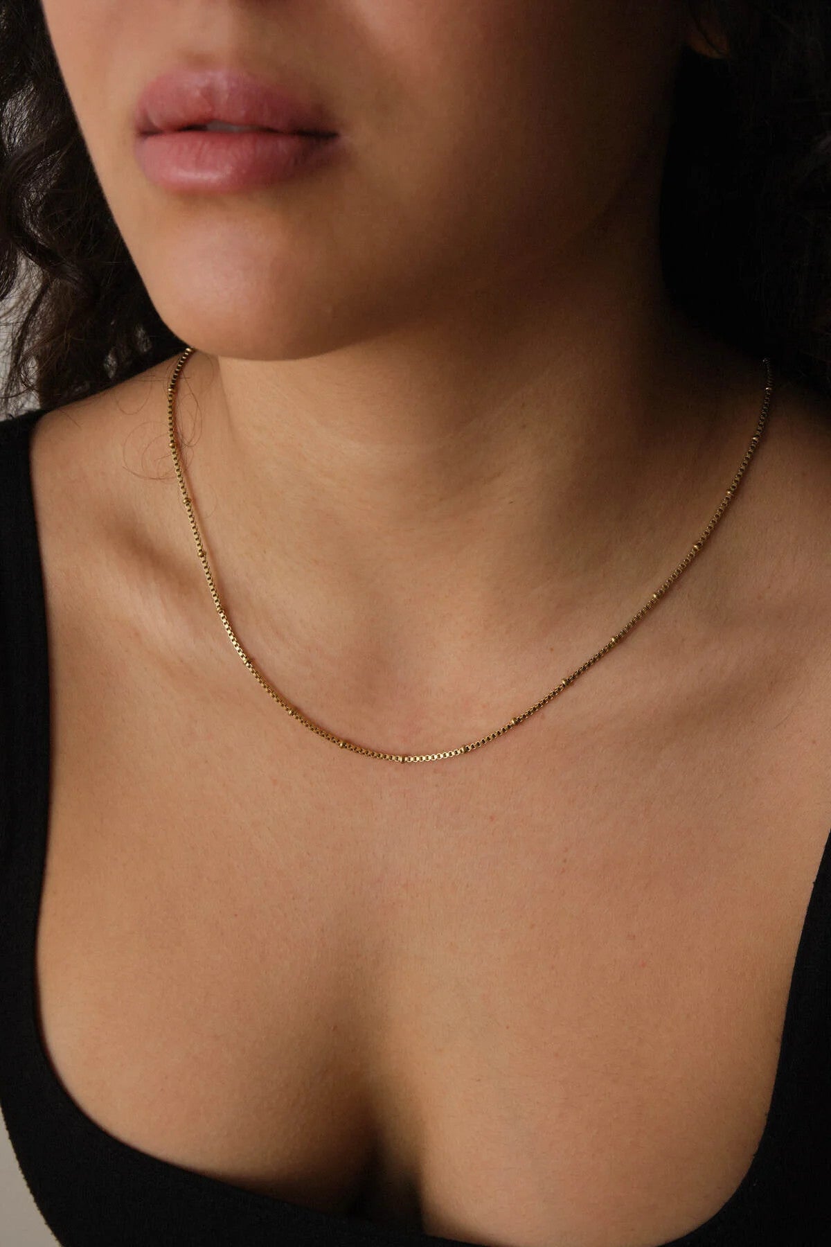 Çelik Toplu Kutu Kare Zincir Kolye Minimal Kararmaz Hayalet Zincir