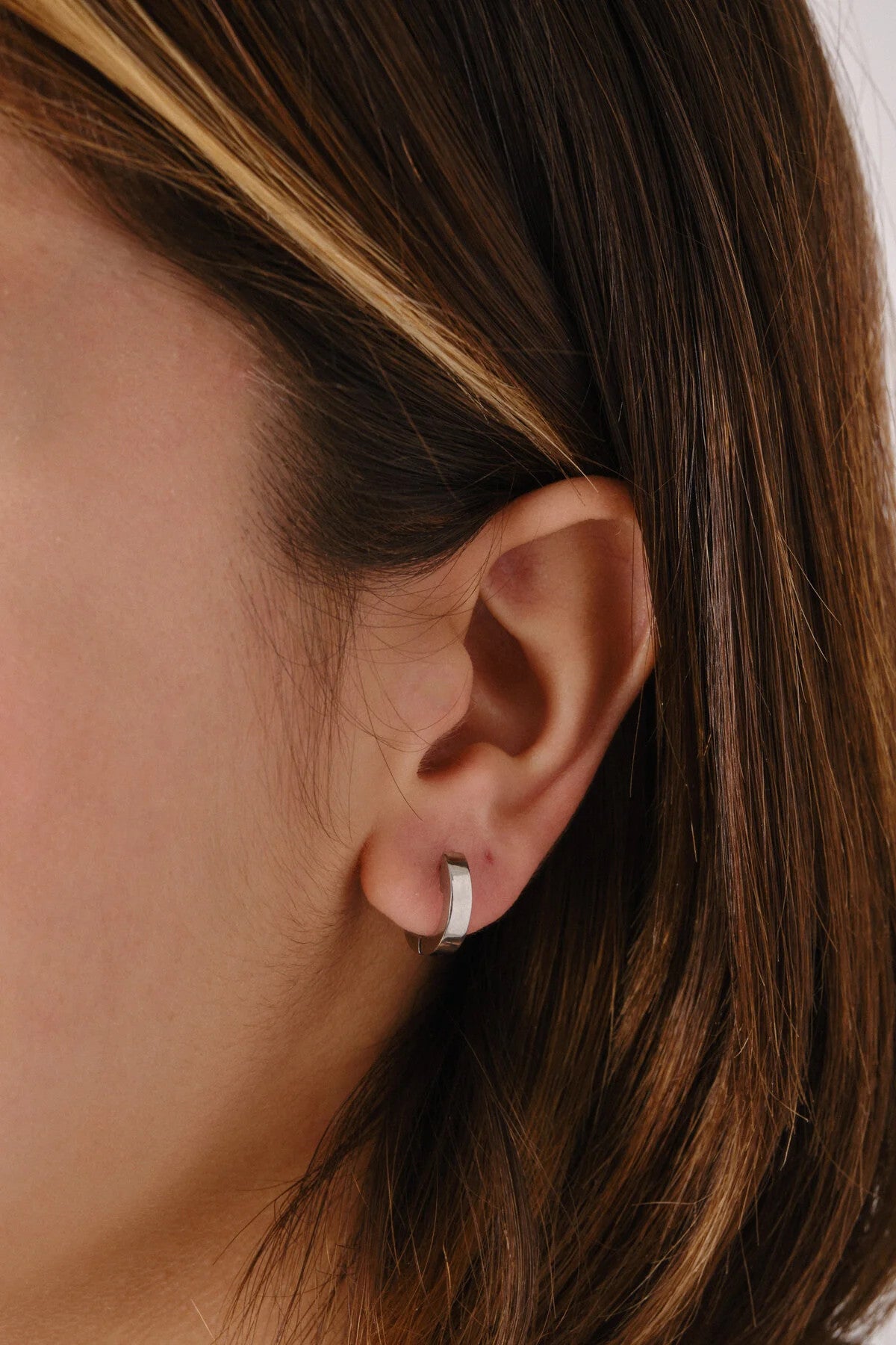 Çelik Halka Küpe Kararmaz Plaka 1.3cm Çap Günlük Kullanıma Uygun