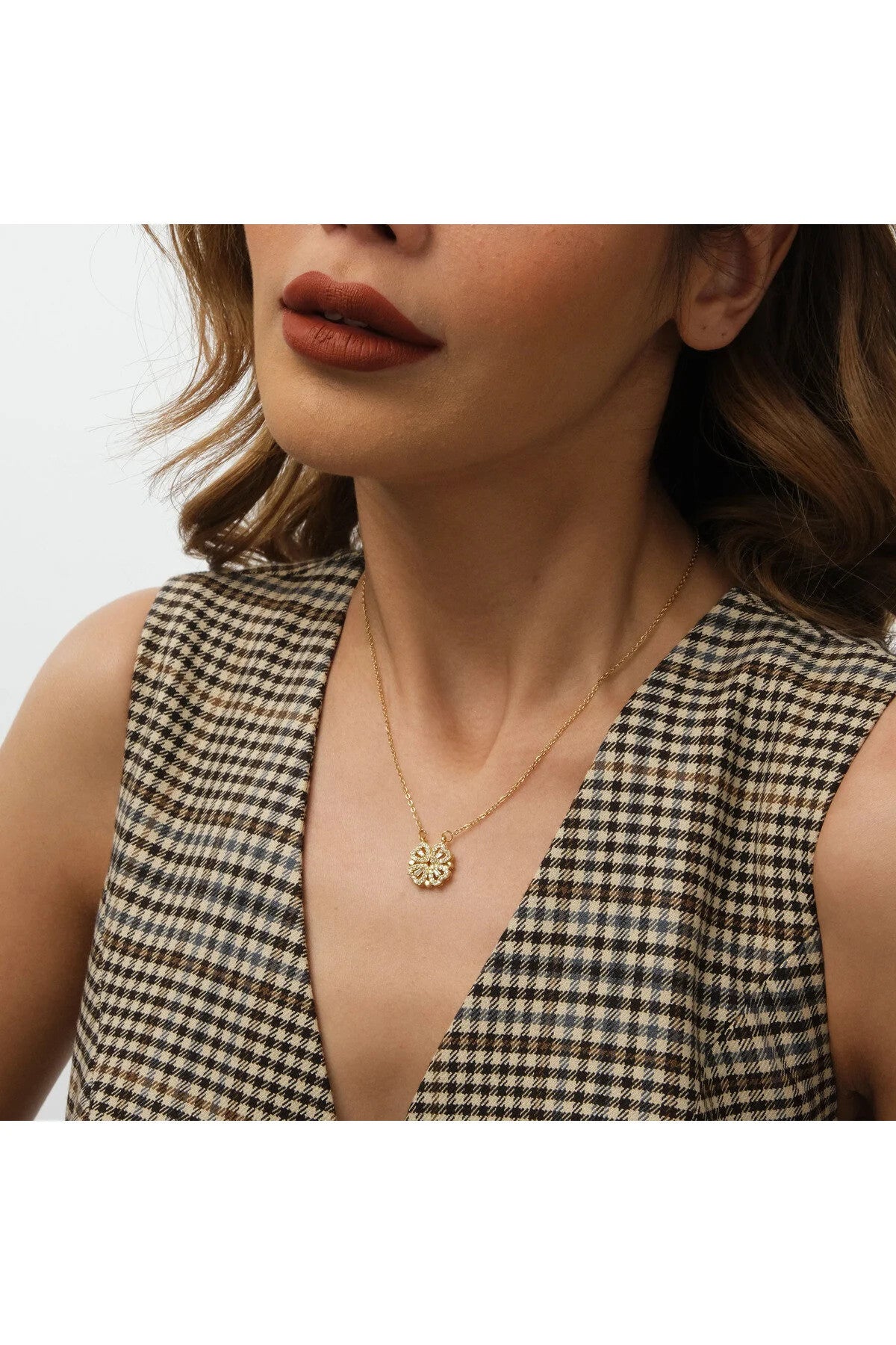 Çelik Taşlı Açılabilir Yonca Kolye Dört Yapraklı Yonca, Yakın Arkadaş Hediye