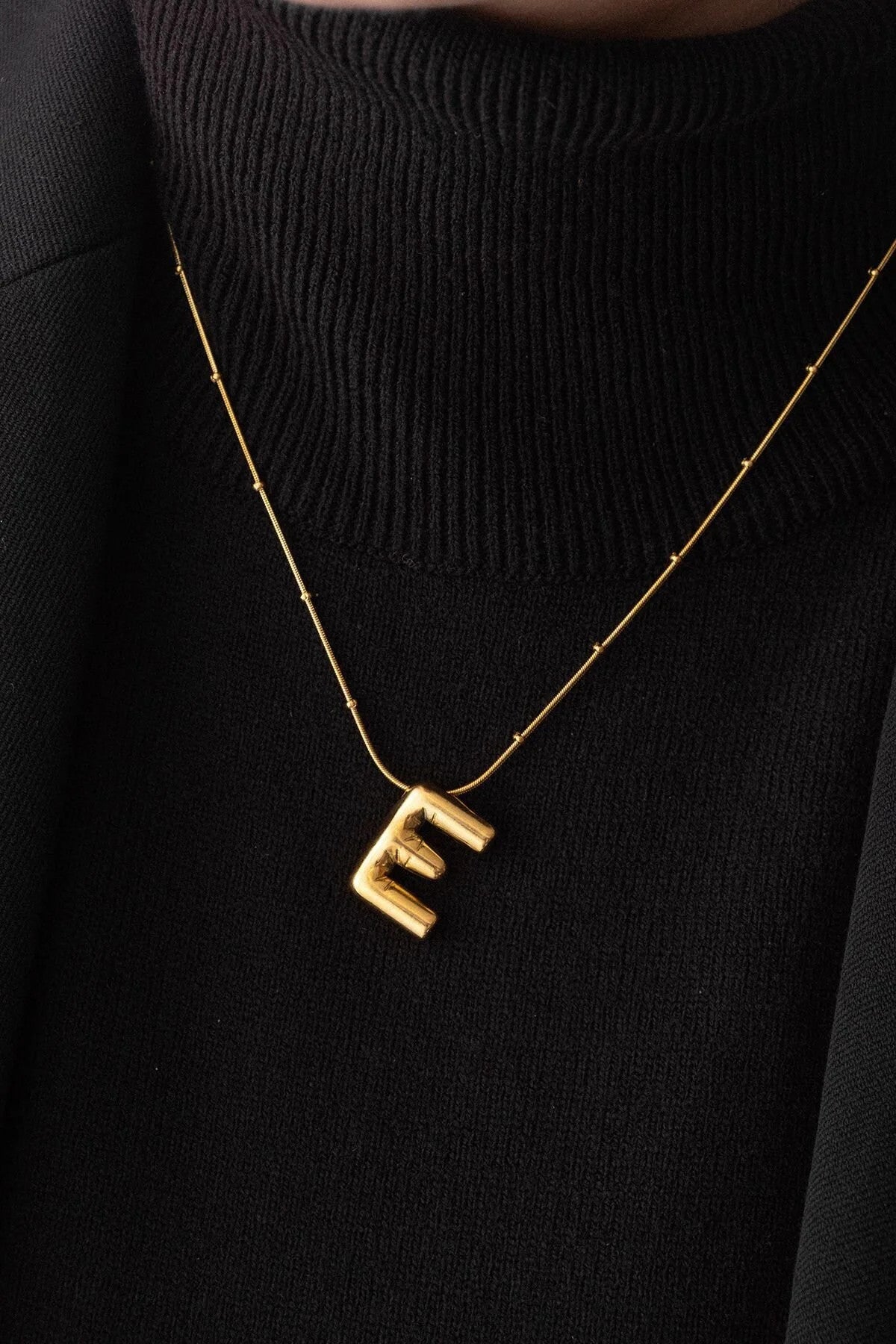 Çelik Harfli  "E"  Bubble Balon Kolye Balık Sırtı Toplu Zincir E Harfi 45cm