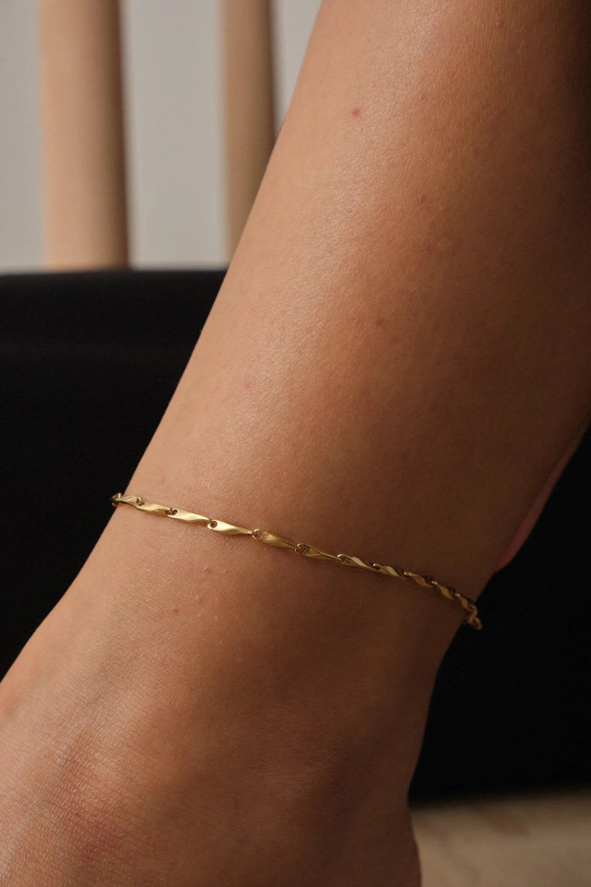 Çelik İnce Küp Üçgen Zincir Halhal Minimal Kararmaz 22+4cm 2mm