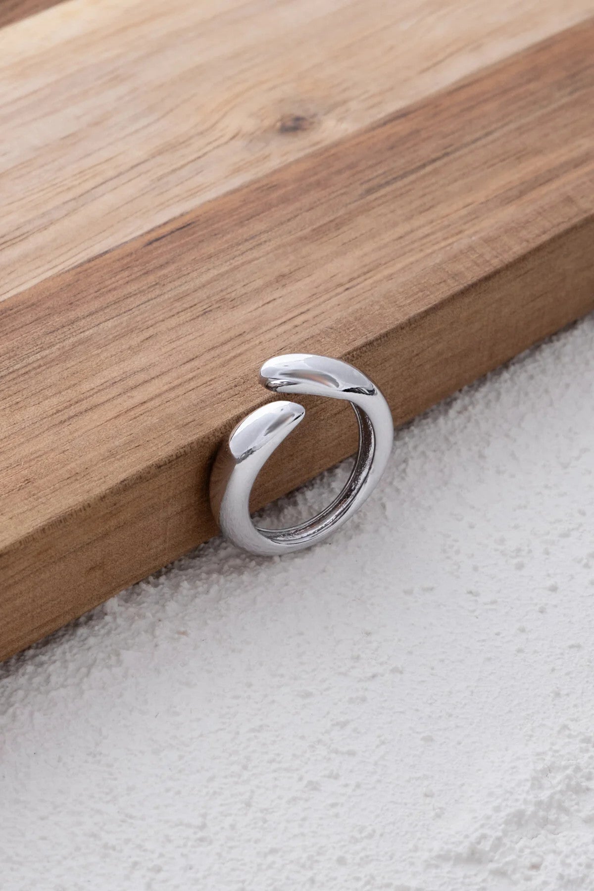 Sarmal Yüzük Plakalı Free Size Önden Ayarlamalı