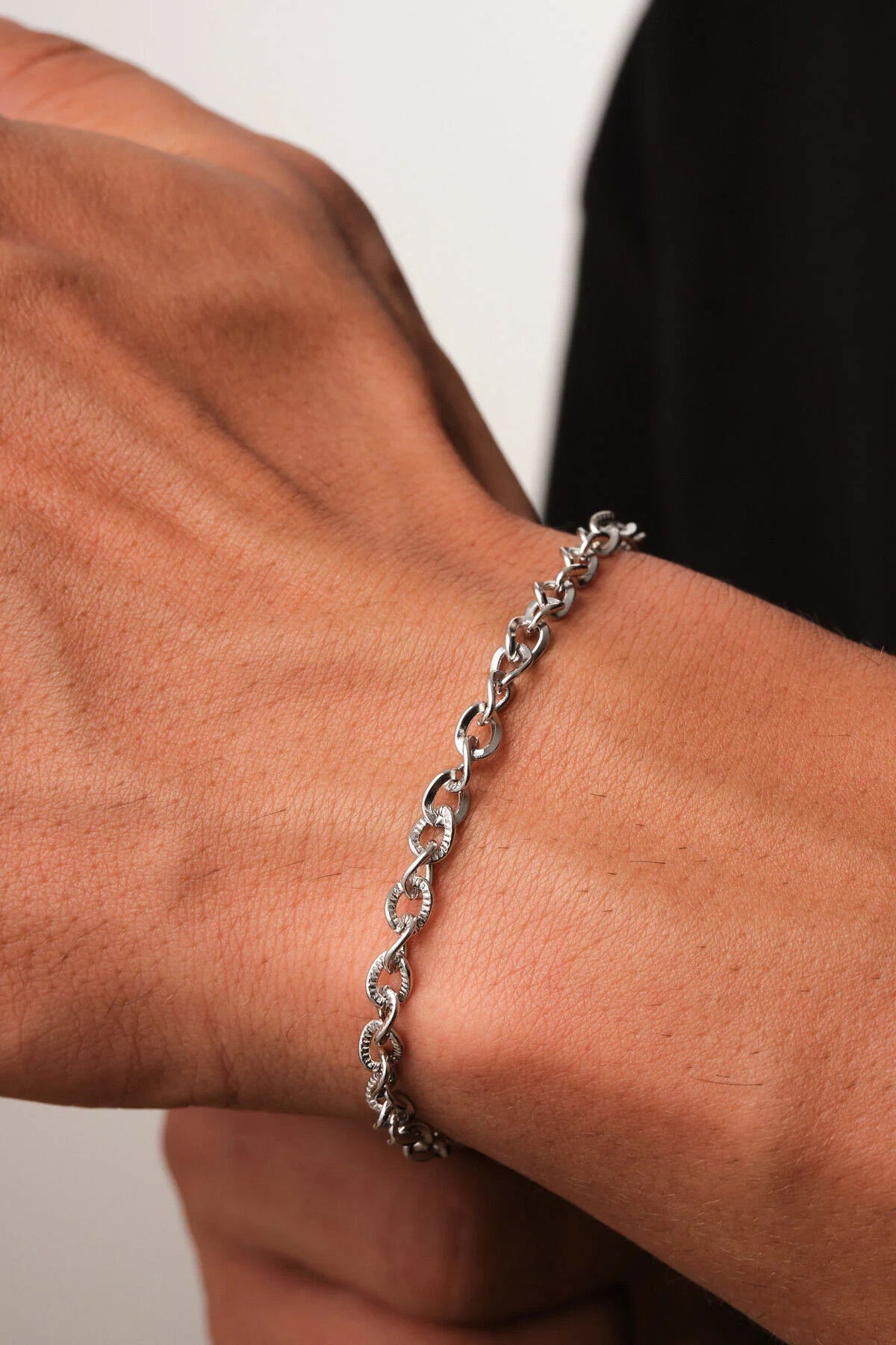 Çelik Dokulu Erkek Zincir Bileklik 4mm Kararmaz 20cm