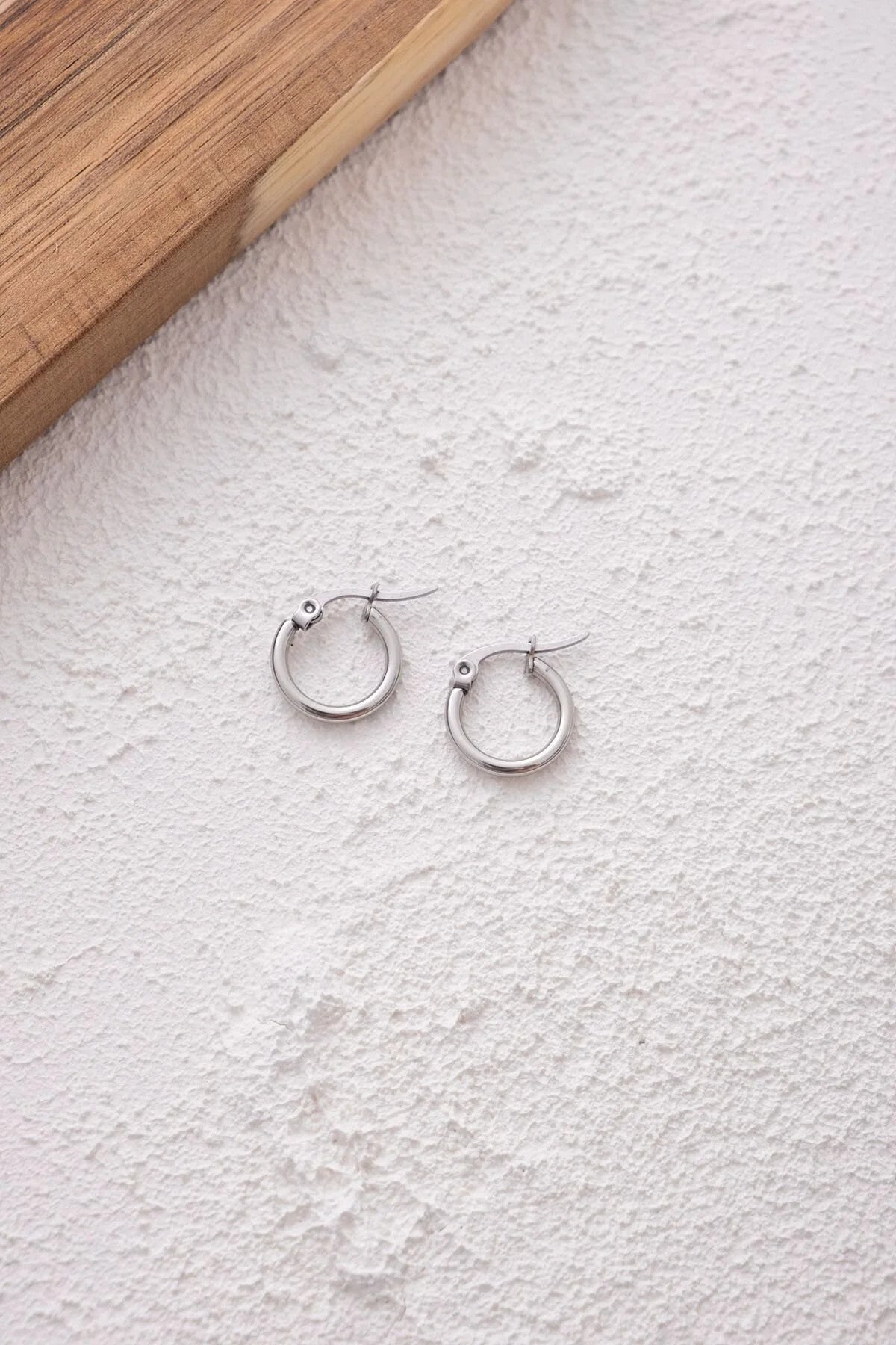 Çelik Halka Küpe Kararmaz İnce Halka Küpe Çap 1.4cm