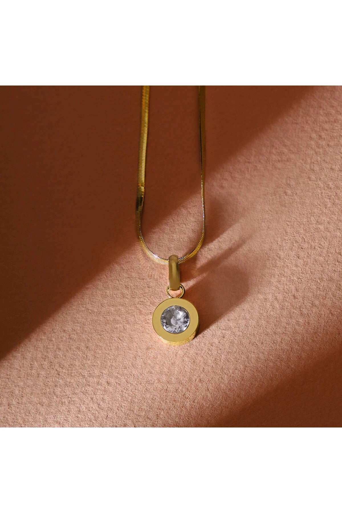 Çelik Taşlı Oval Kolye Kararmaz Minimalist