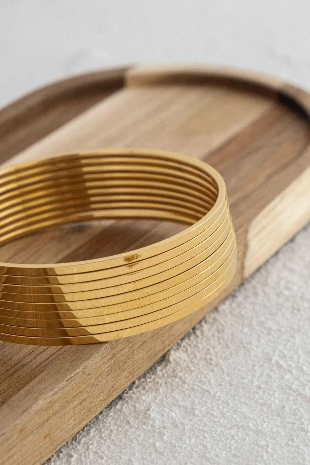 Çelik Ajda Bilezik İnce Kibrit Çöpü Kararmaz Altın 9'lu Set Çap 6.6cm