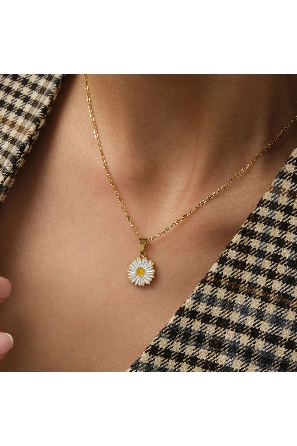 Çelik Mineli Papatya Kolye Kararmaz