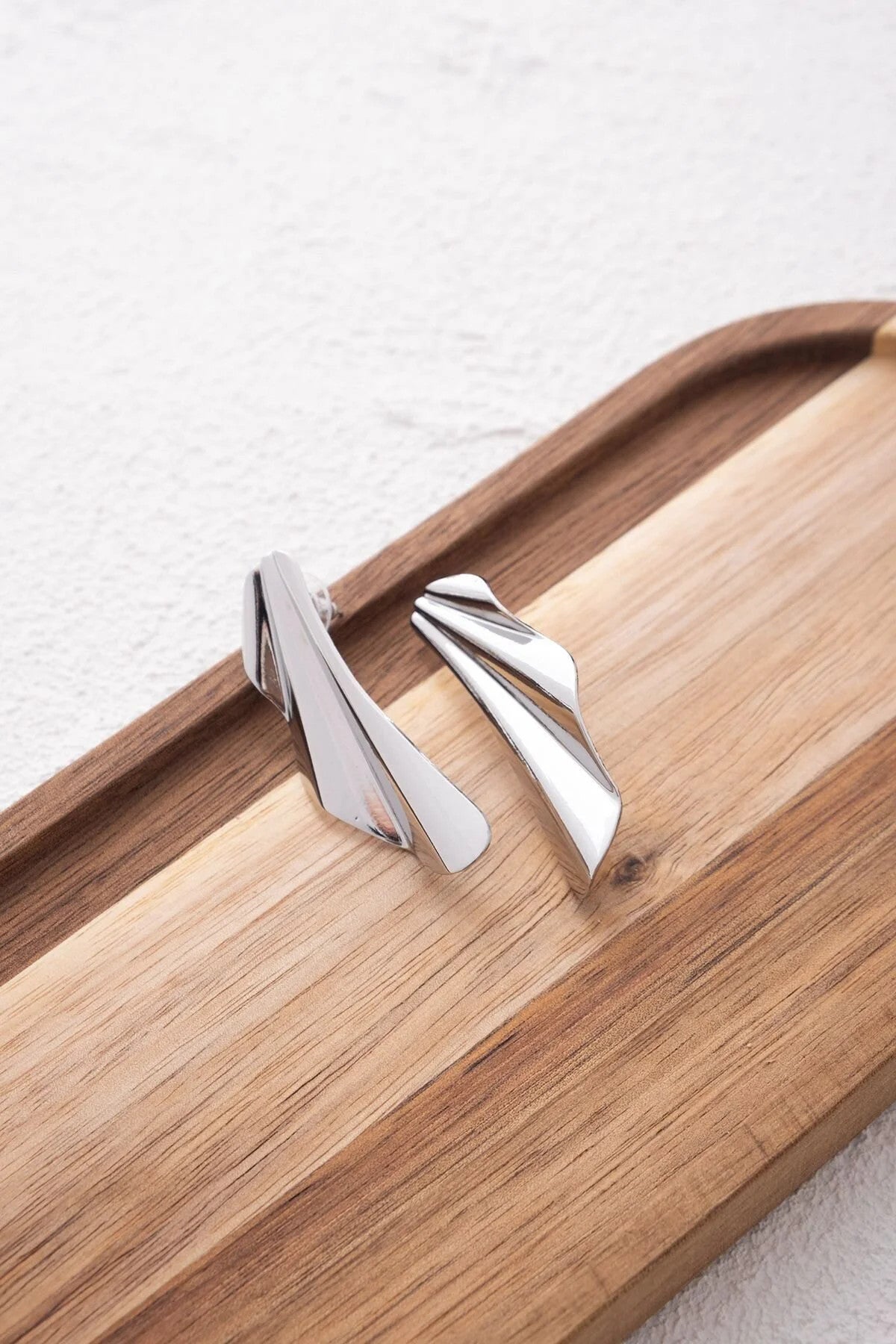 Ruffles Plaka Küpe Altın Renk Yeni Sezon Tiff Elsa Plaka Küpe 5cm