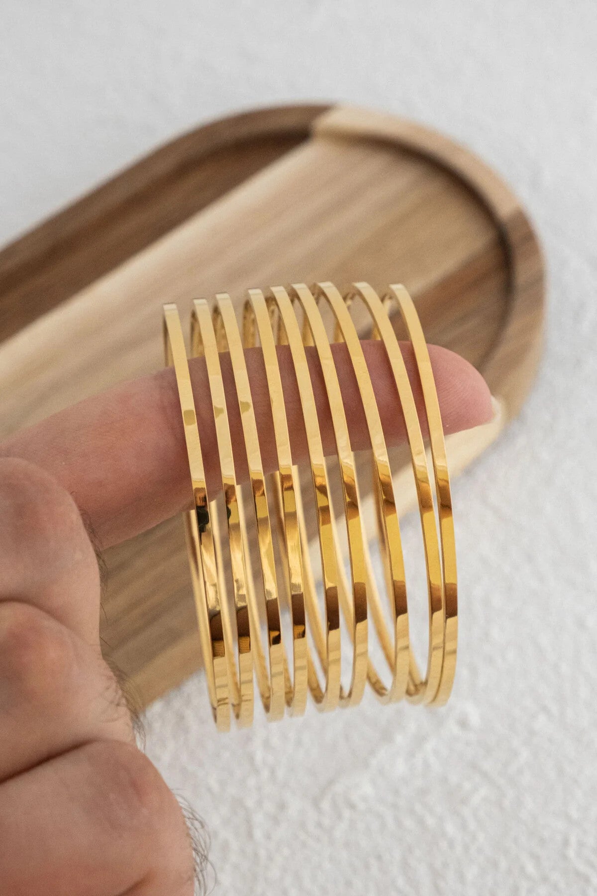 Çelik Ajda Bilezik İnce Kibrit Çöpü Kararmaz Altın 9'lu Set Çap 6.6cm