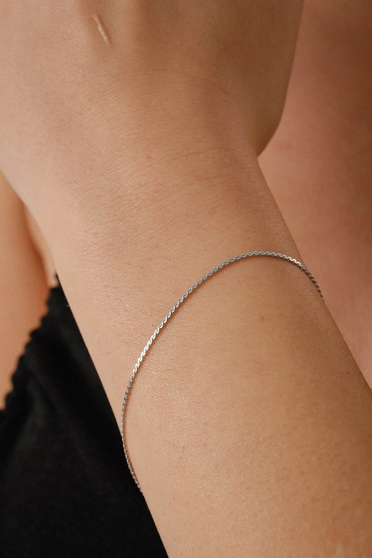 Çelik Ezme Zincir Bileklik Dolama Model Unisex Kararmaz 1mm Günlük Kullanıma Uygun