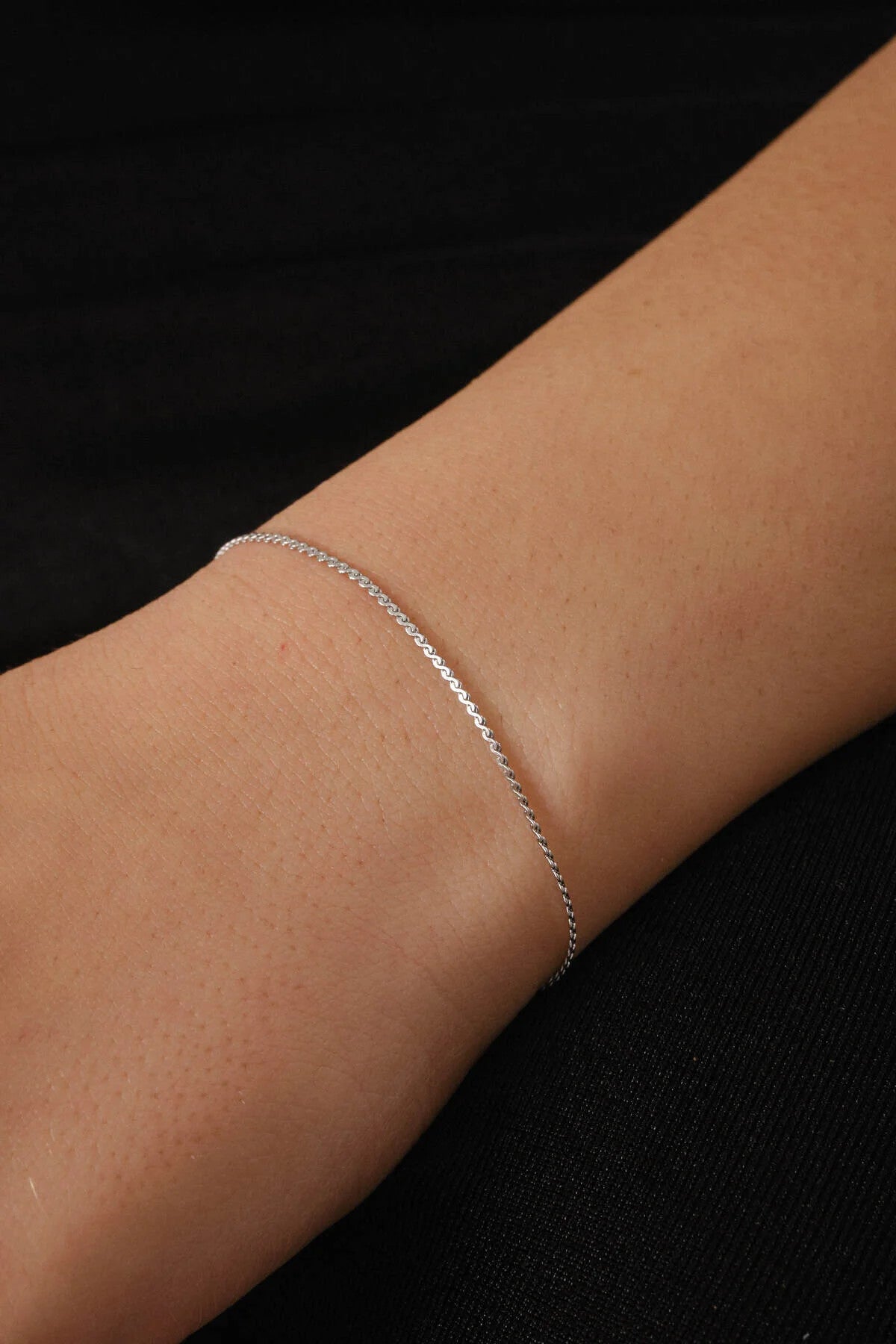 Çelik Ezme Zincir Bileklik Dolama Model Unisex Kararmaz 1mm Günlük Kullanıma Uygun