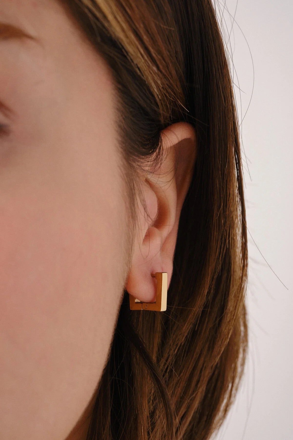 Çelik Kare Küpe Kararmaz Plaka Minimal 1.2cm Günlük Kullanıma Uygun