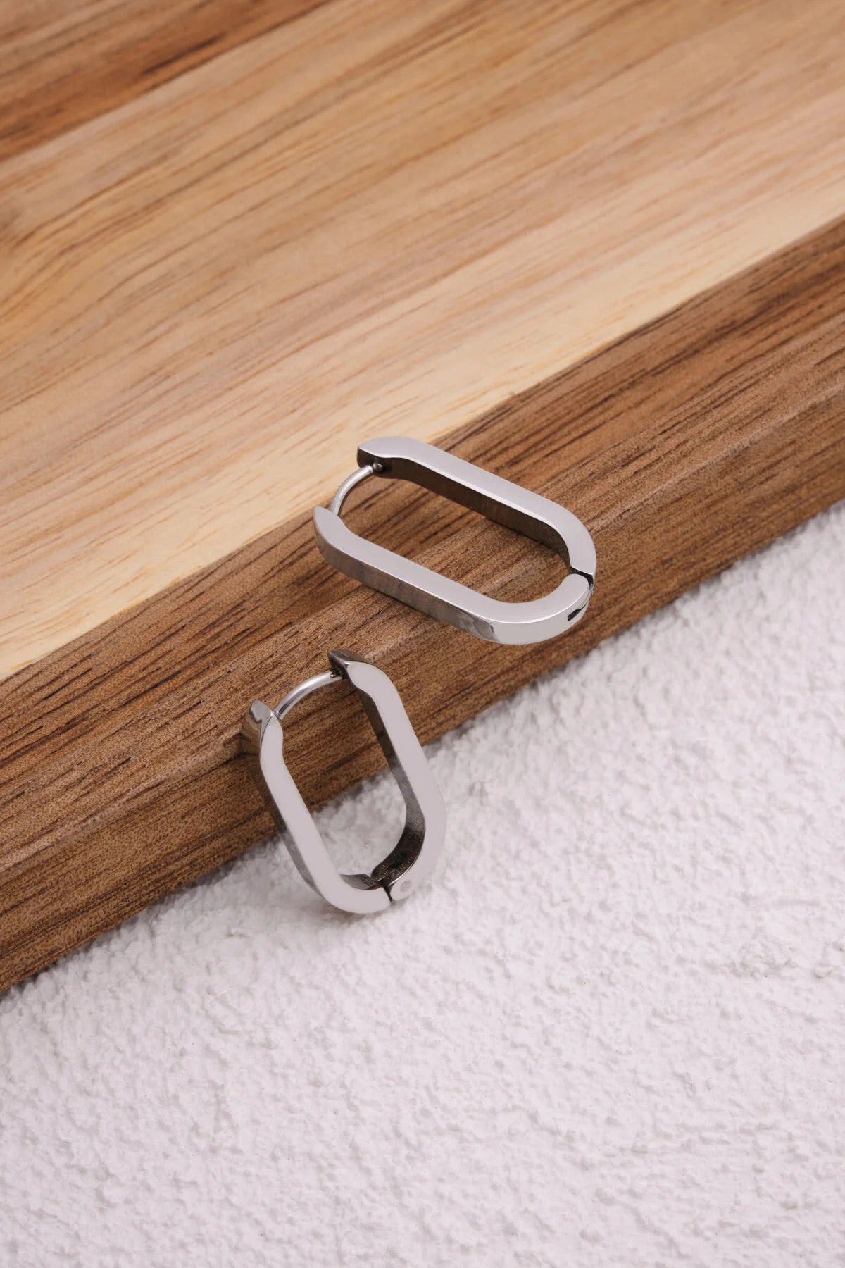 Çelik Elips U Küpe Kararmaz Plaka 4cm Günlük Kullanıma Uygun