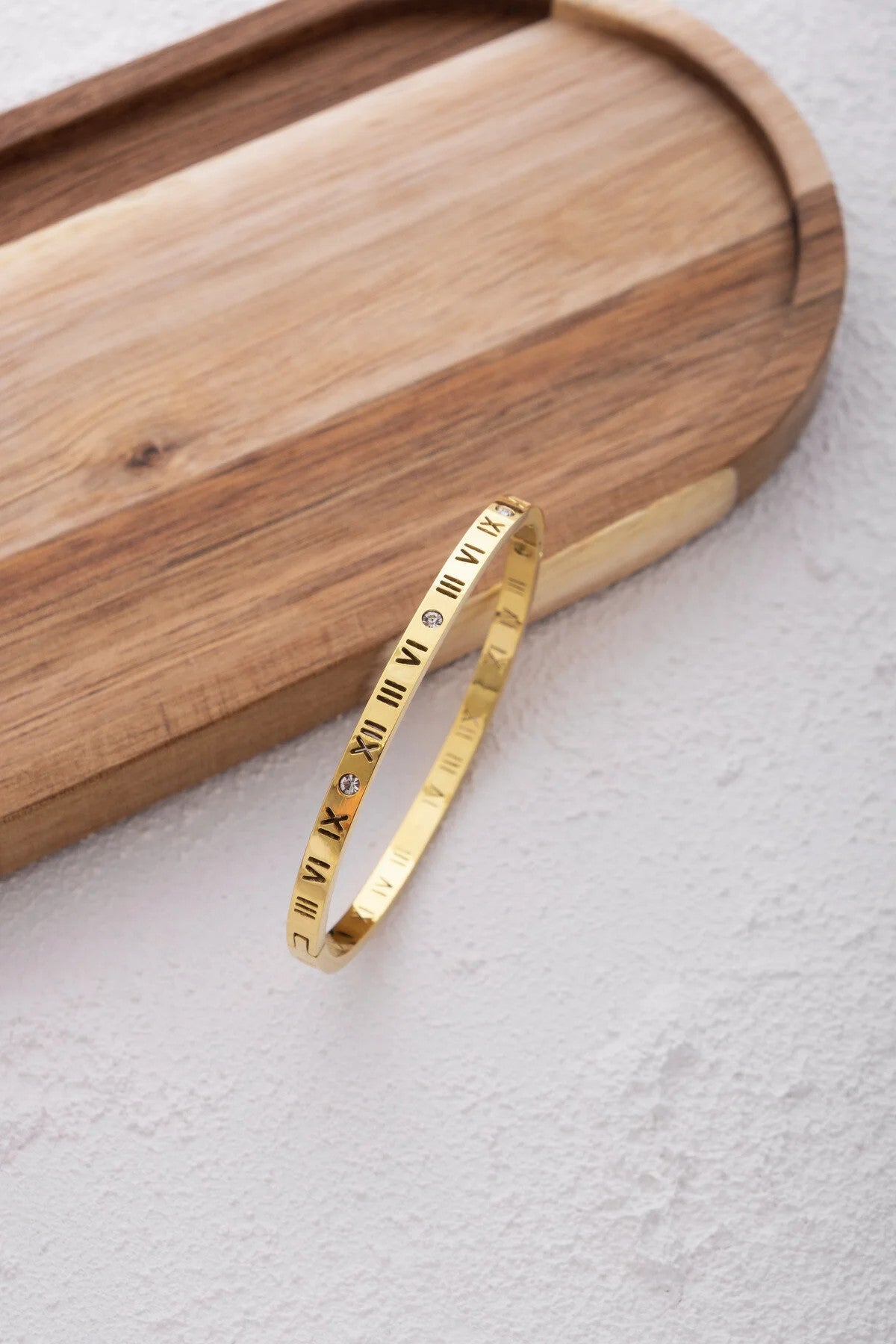 Çelik Roma Rakamlı ve Taşlı İnce Kelepçe Bileklik Gümüş 18cm