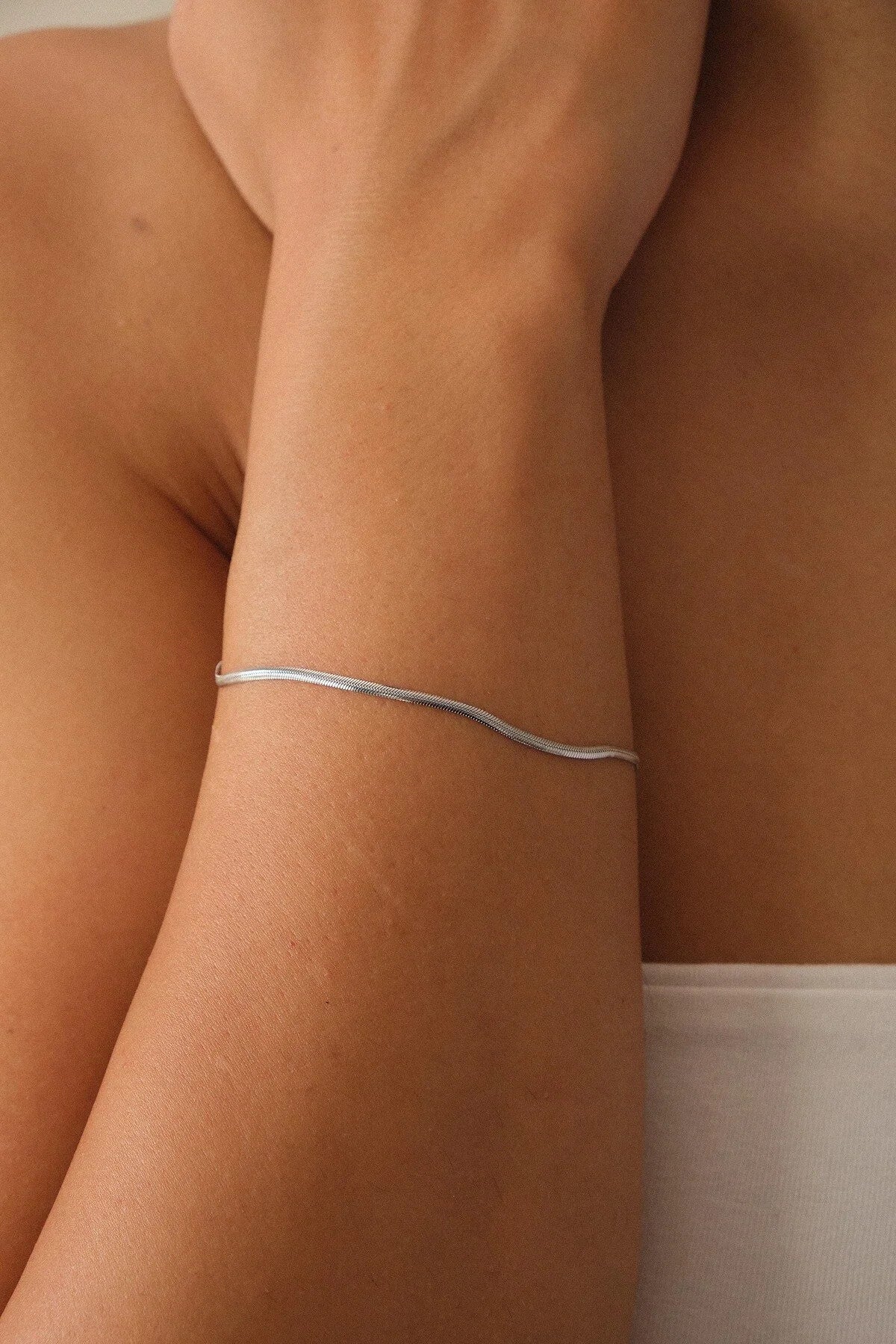 Çelik İnce İtalyan Bileklik Balık Sırtı Model Kararmaz 17+6cm 2mm Günlük Kullanıma Uygun